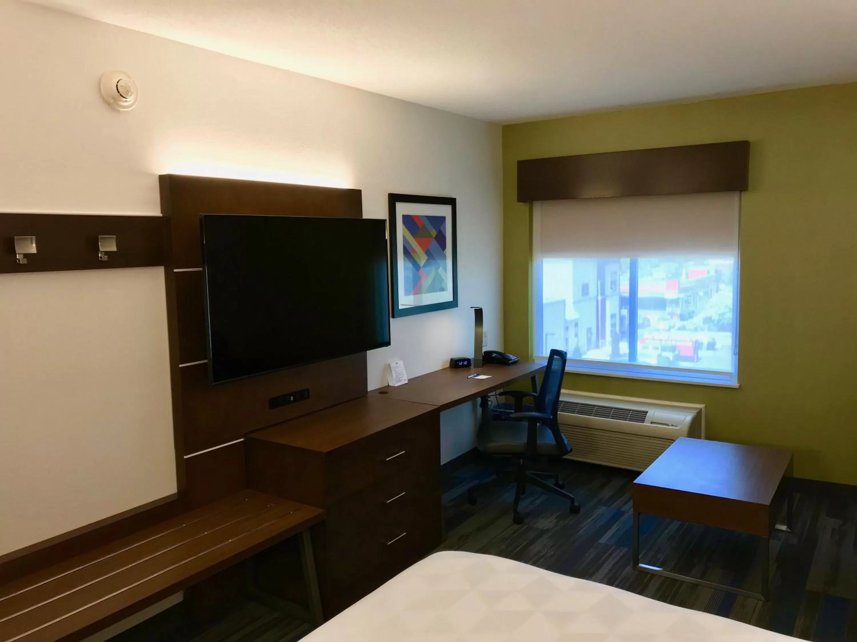Photo of the whole room, Bed in Holiday Inn Express Fishkill-Mid Hudson Valley by IHG