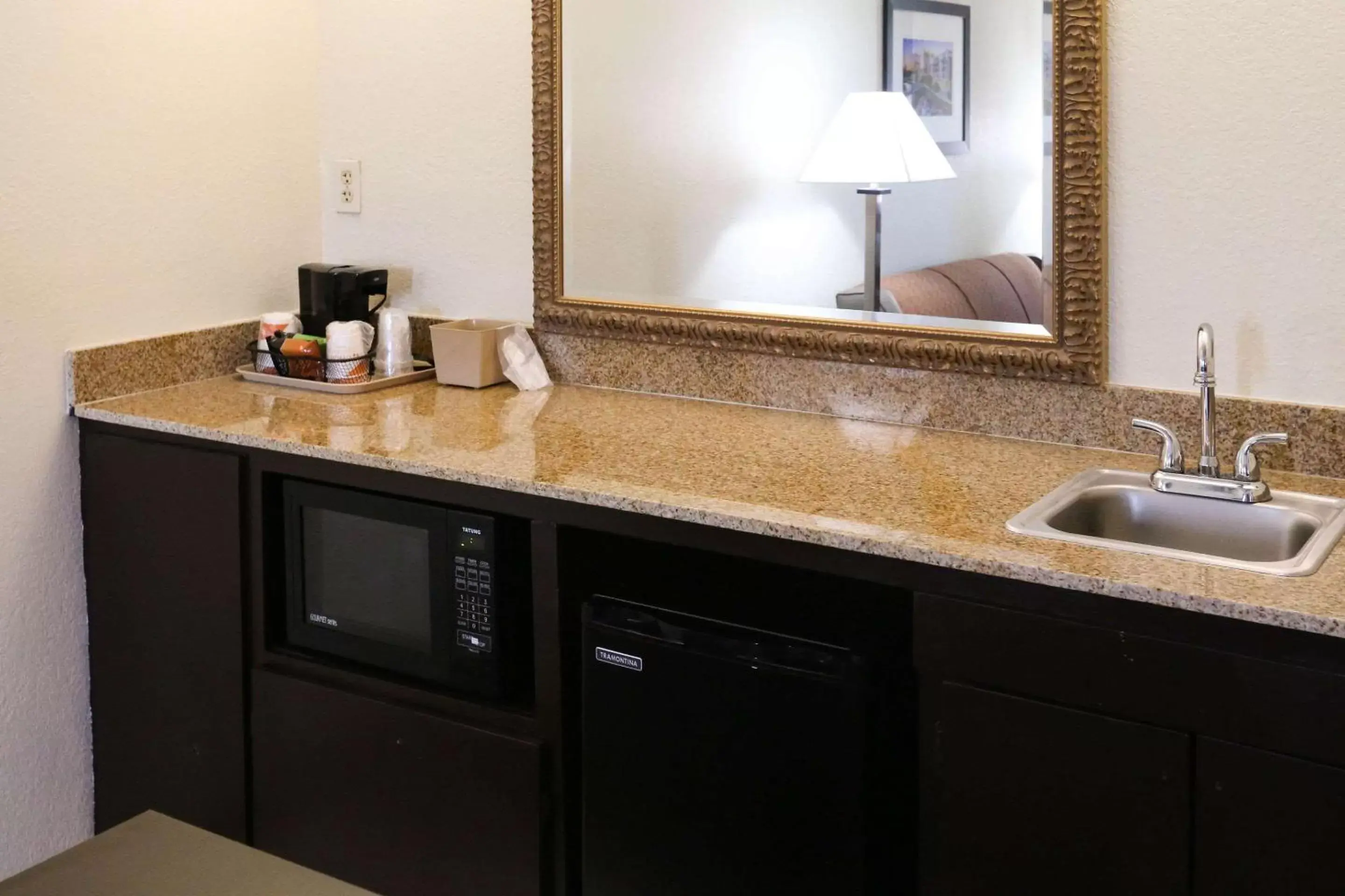 Photo of the whole room, Bathroom in Econo Lodge Inn and Suites Greenville