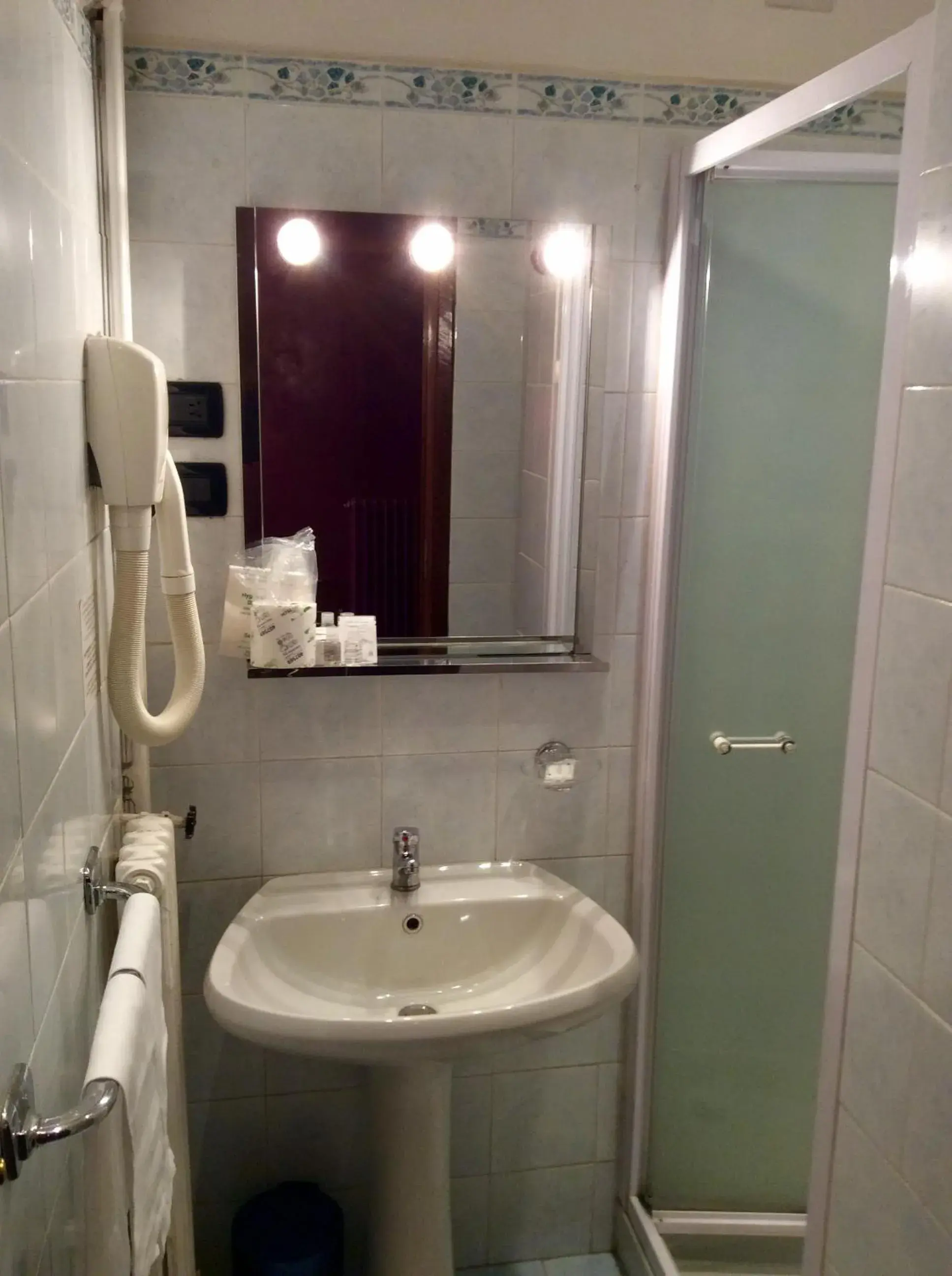 Bathroom in Hotel Ponte Sassi