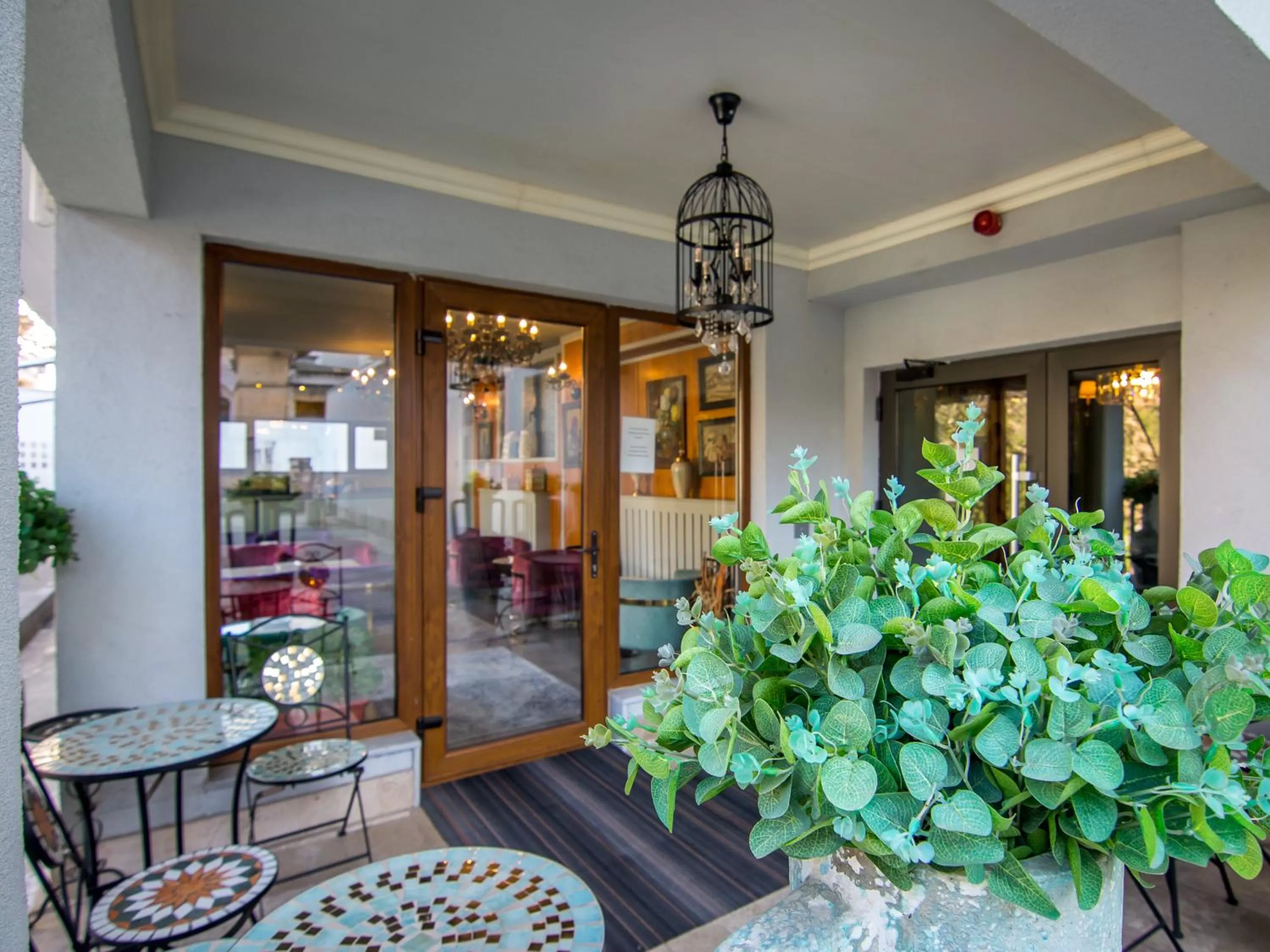 Seating area in Hotel Lido by Phoenicia