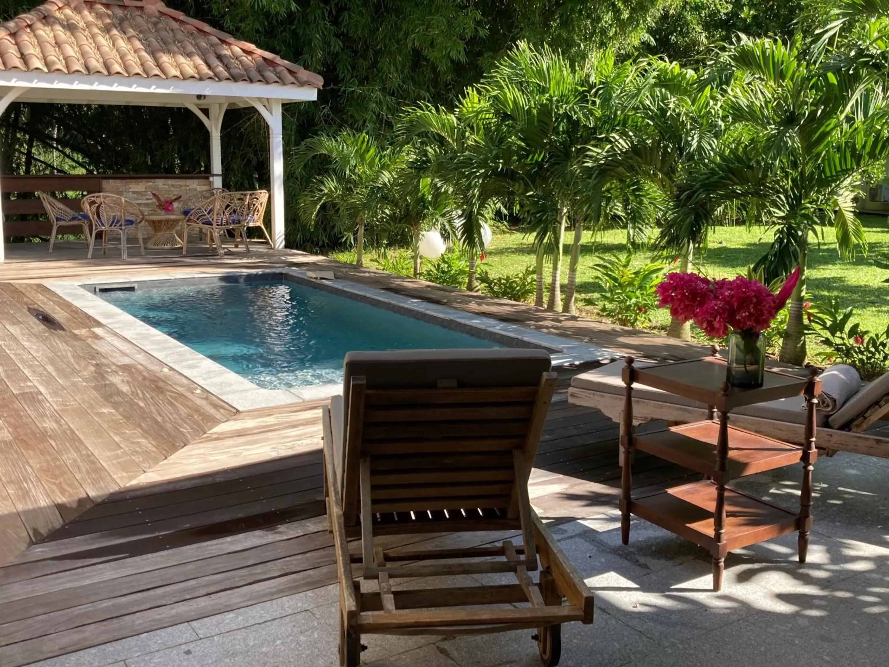 Swimming Pool in Habitation Saint Charles - Hôtel de Charme & Spa