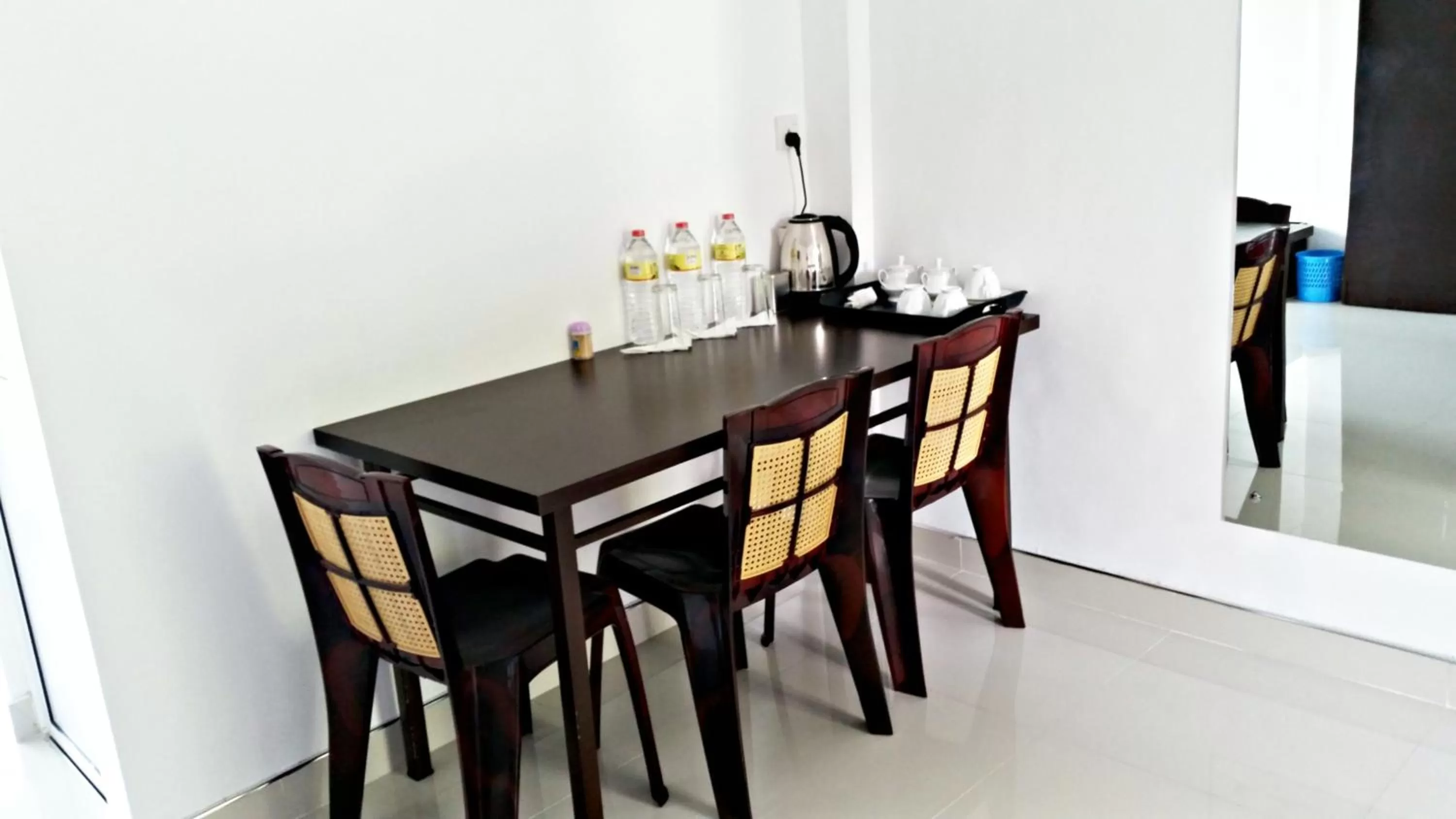 Dining area in Mahaweli View Inn Kandy