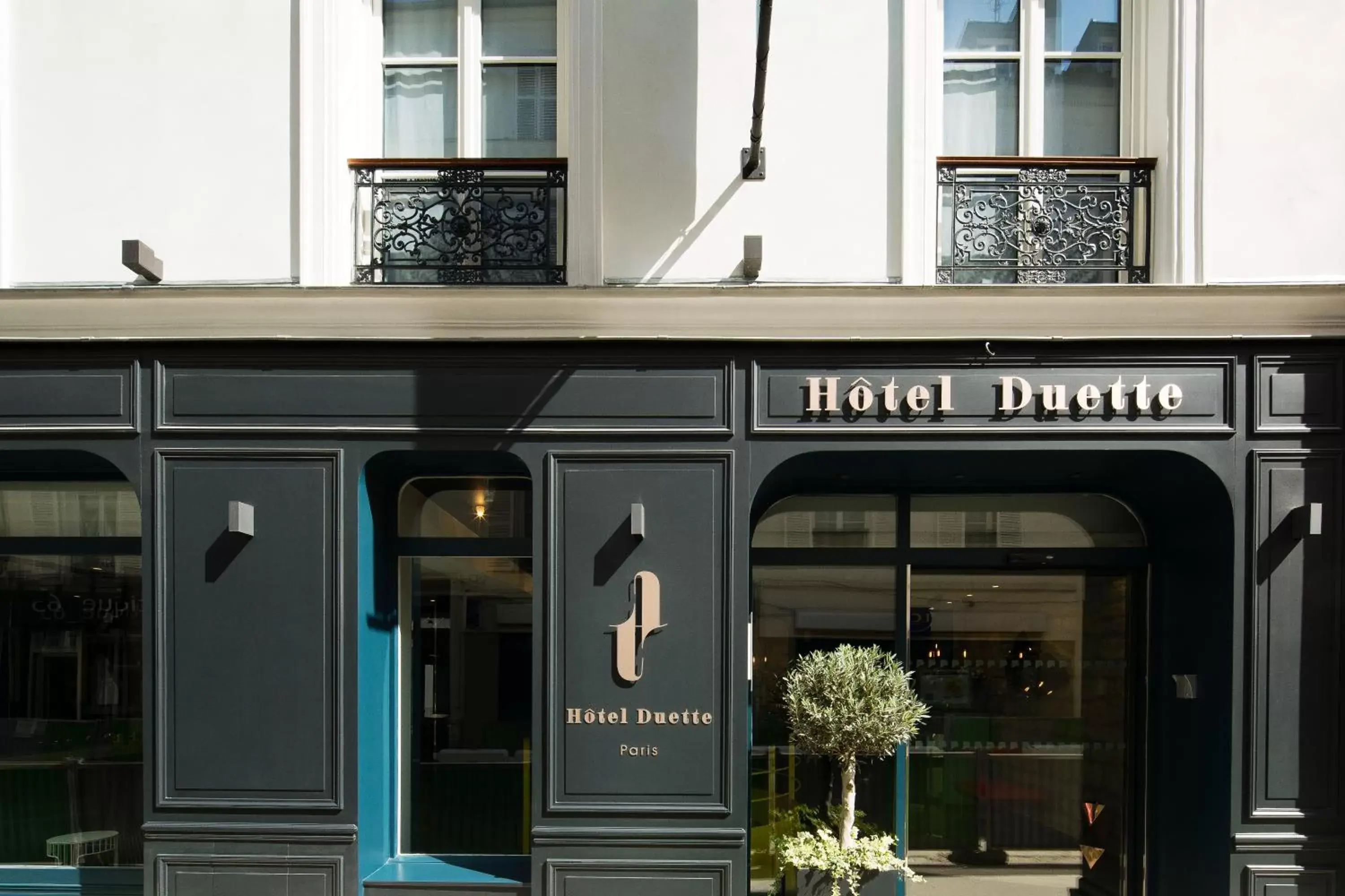 Facade/Entrance in Hotel Duette Paris