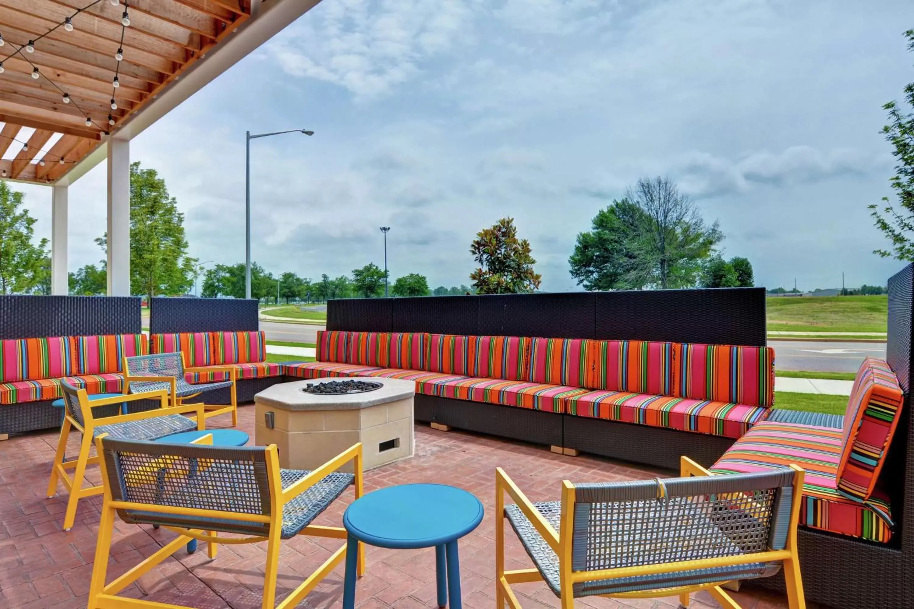 Patio in Home2 Suites By Hilton Madison Huntsville Airport
