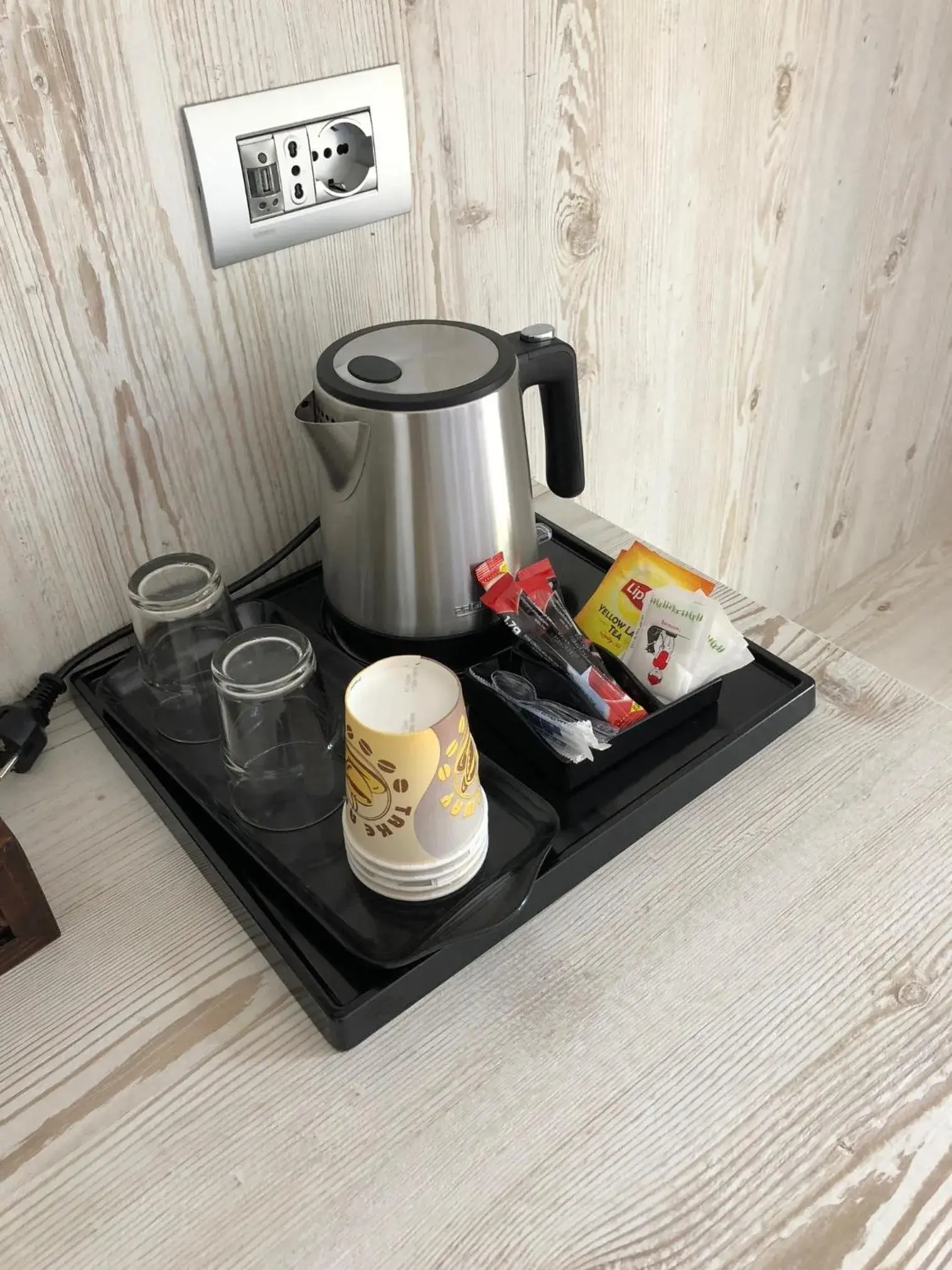 Coffee/tea facilities in Hotel Casa Marinella