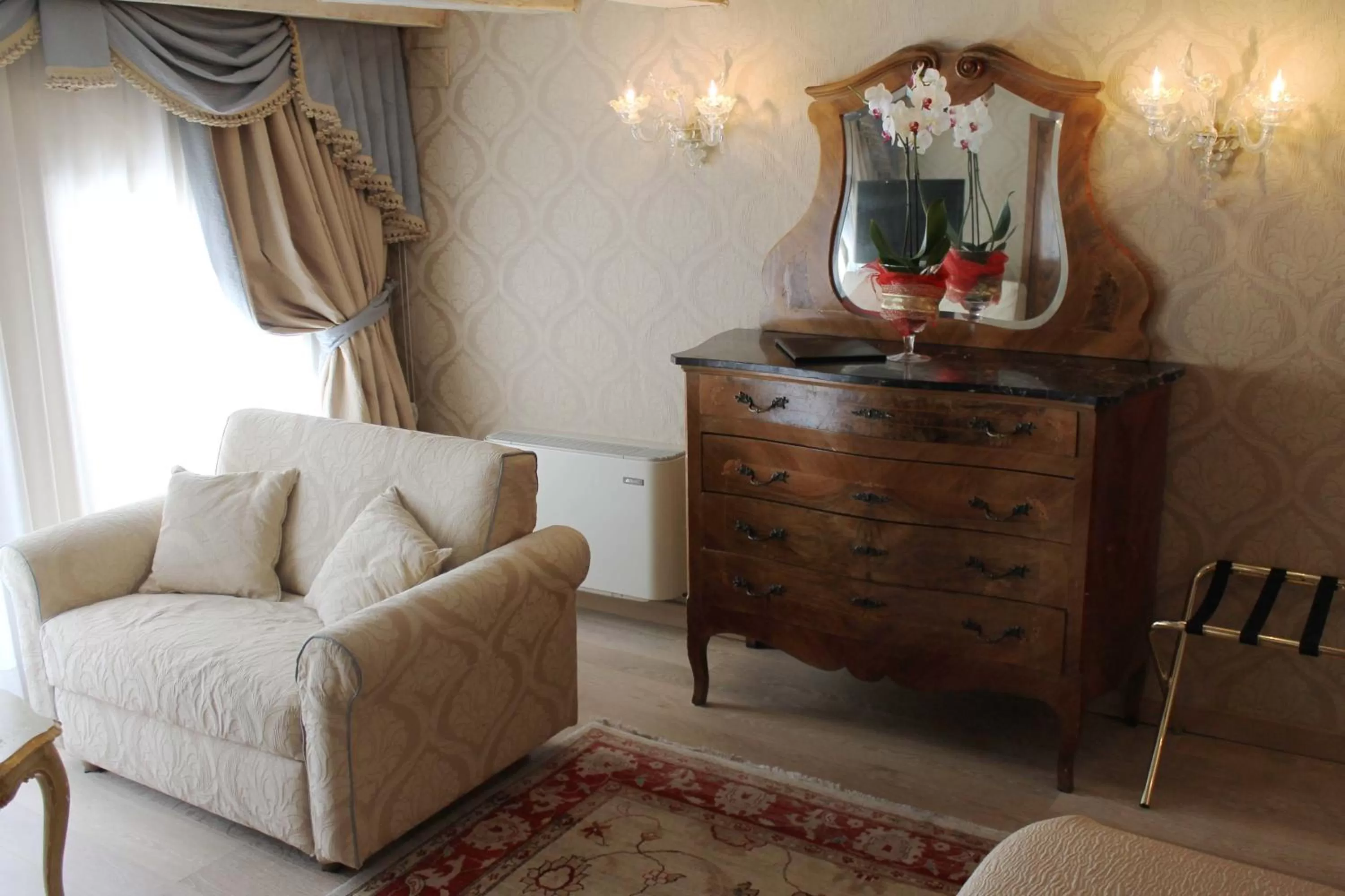 Decorative detail in Hotel Palazzo Abadessa