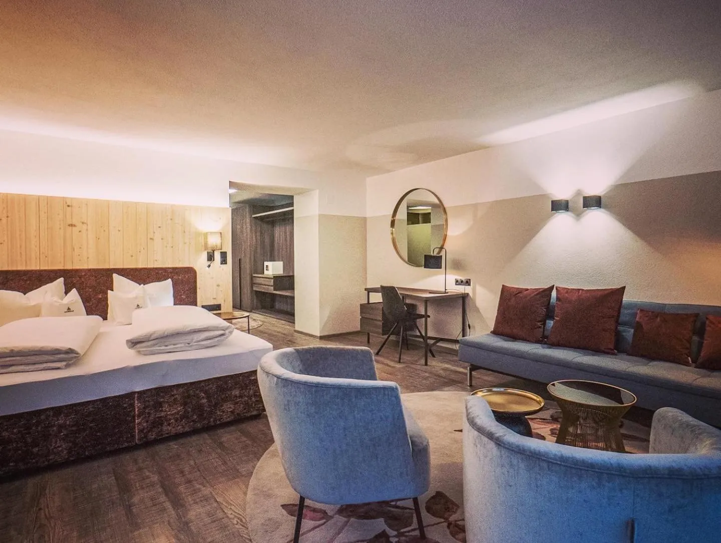 Staff, Bed in Hotel Malerhaus