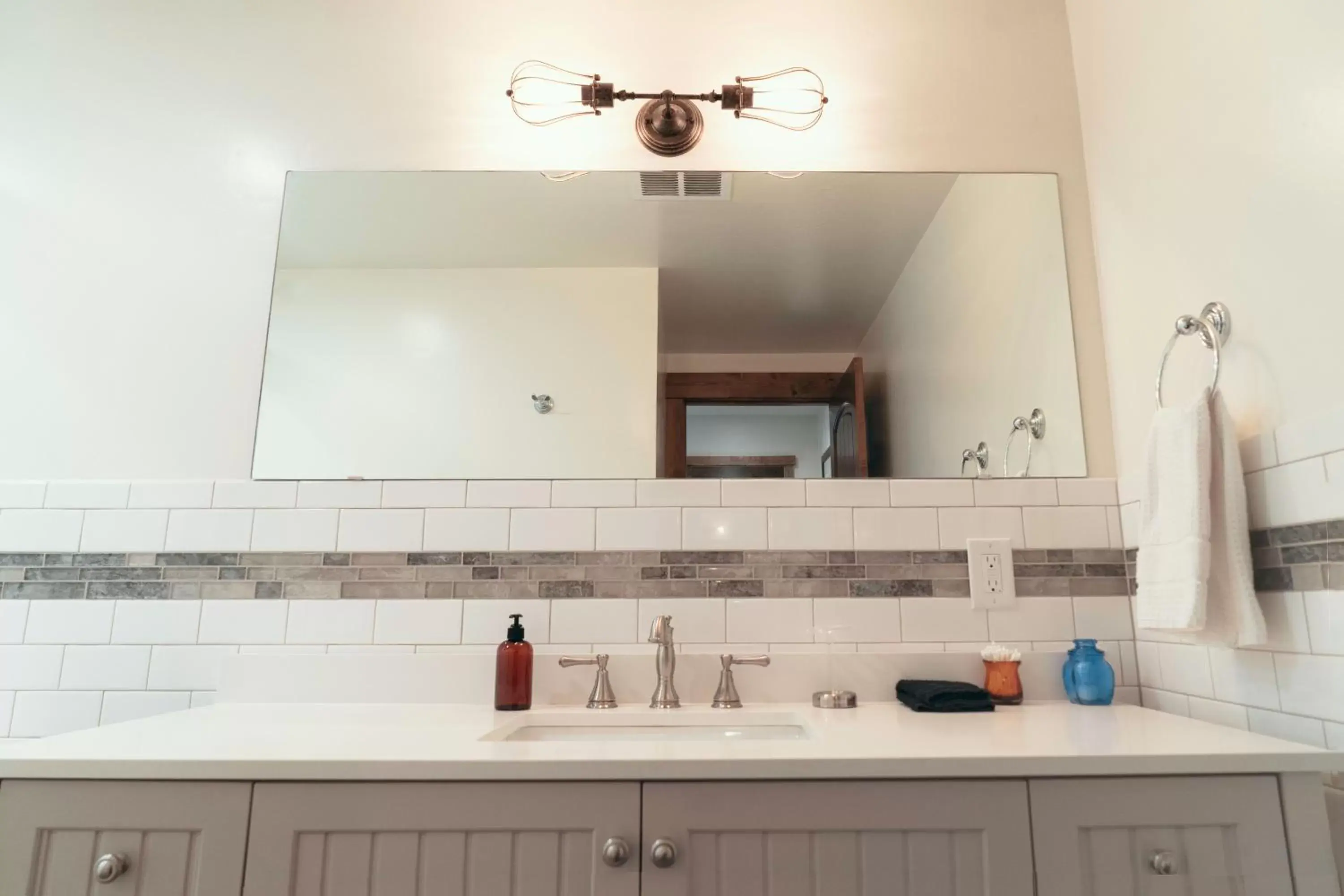 Bathroom in Clear Creek Inn