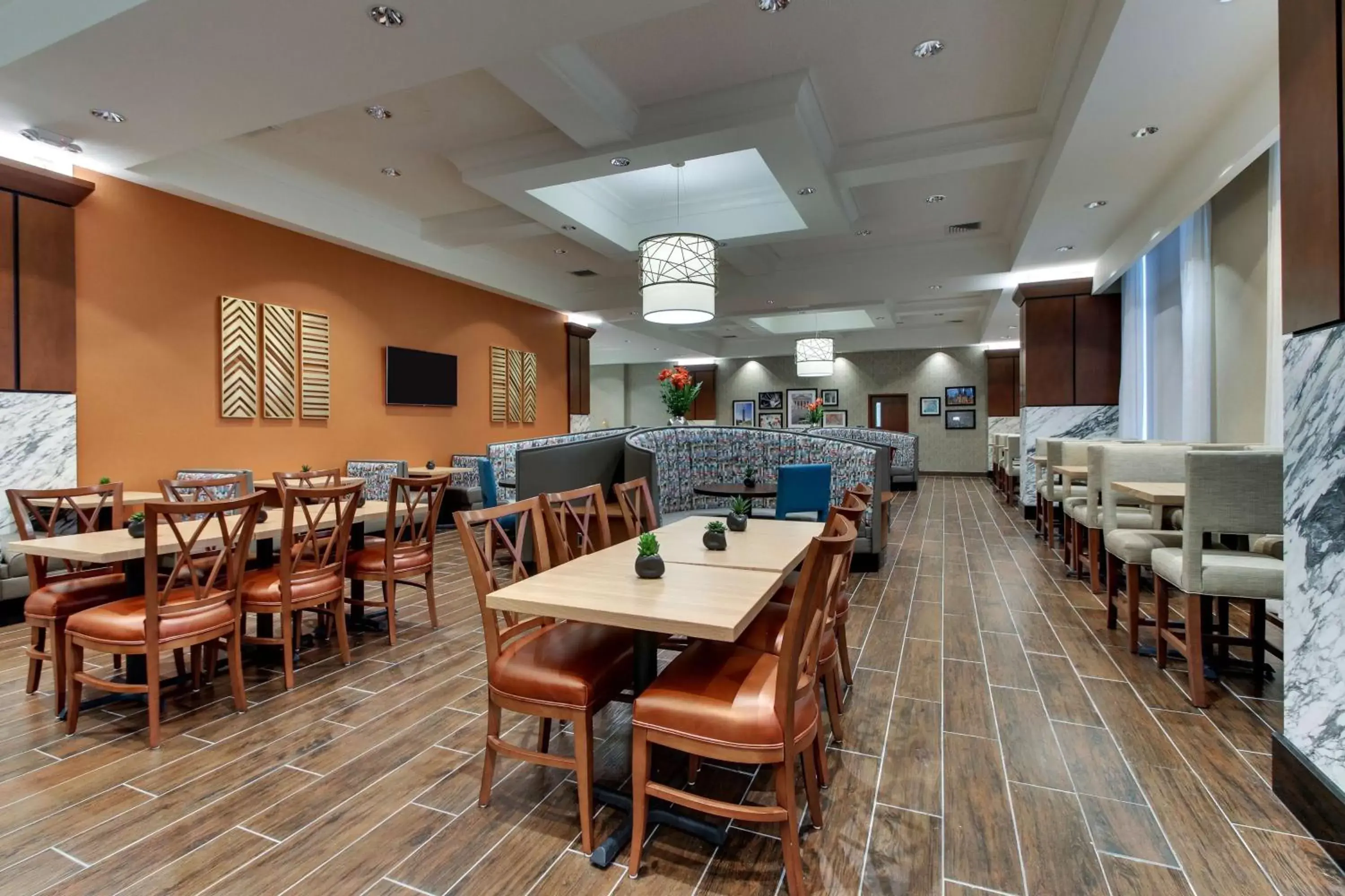 Restaurant/Places to Eat in Drury Plaza Hotel Richmond