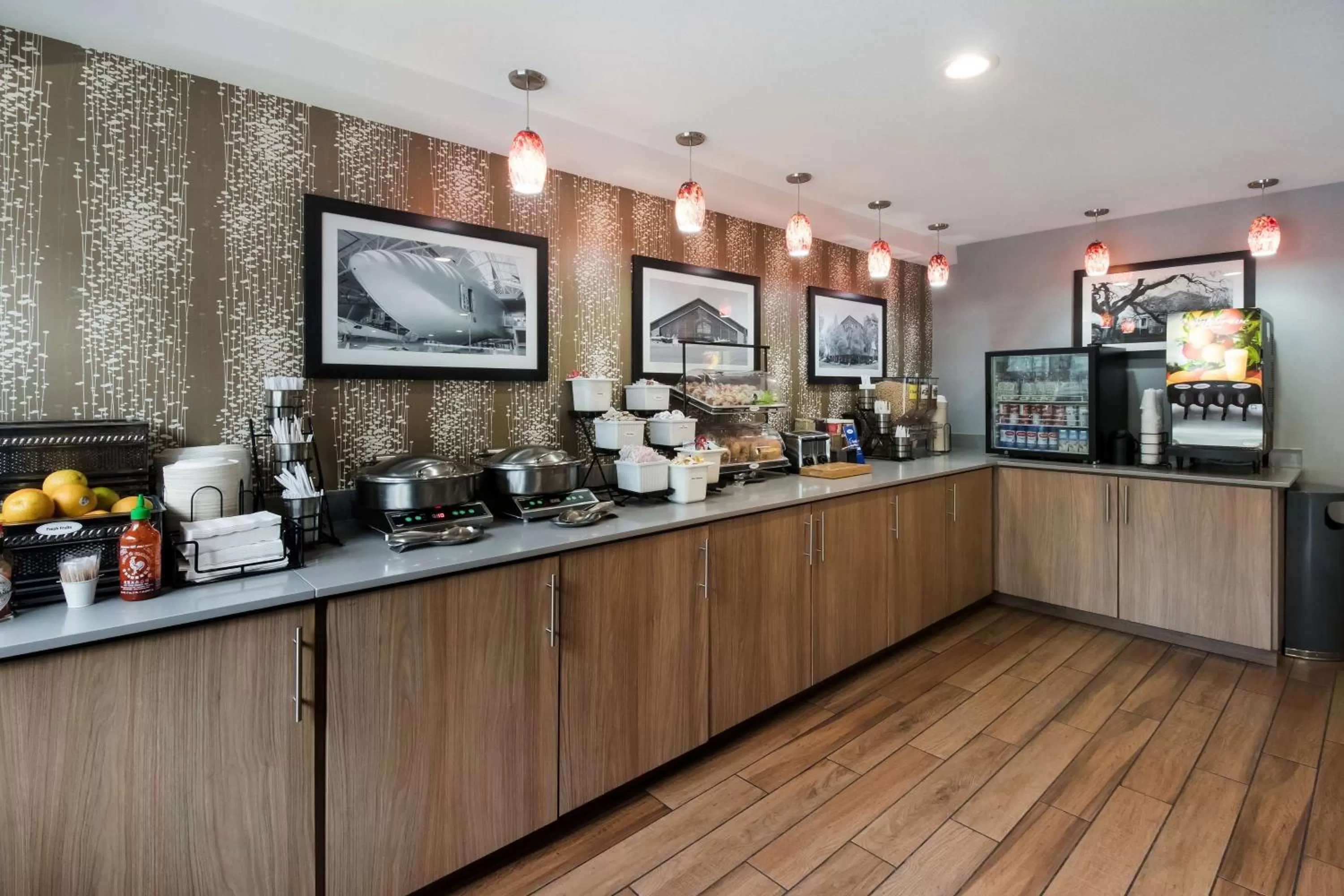 Restaurant/places to eat in Best Western McMinnville Inn