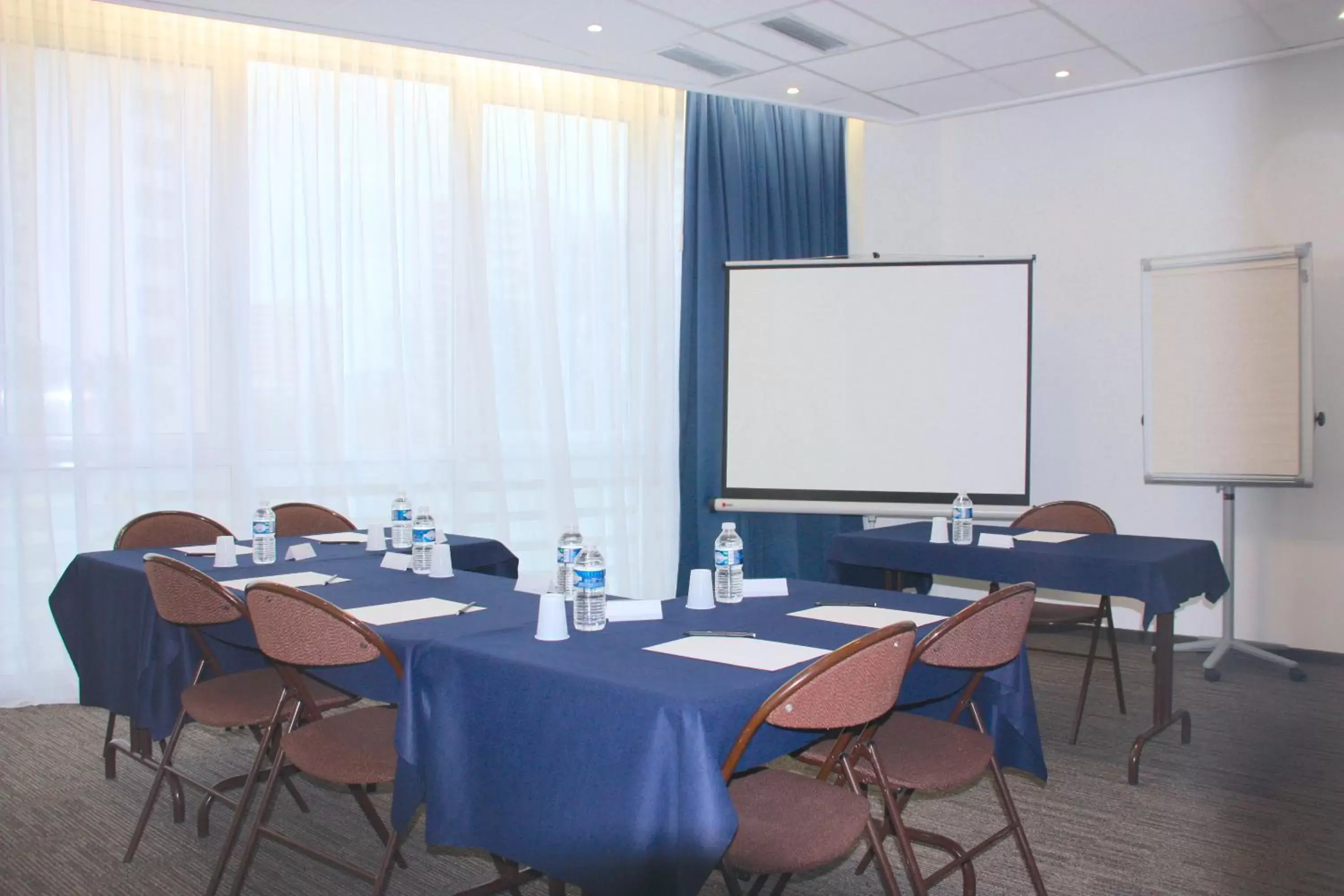 Meeting/conference room in Ibis Budget Toulon Centre