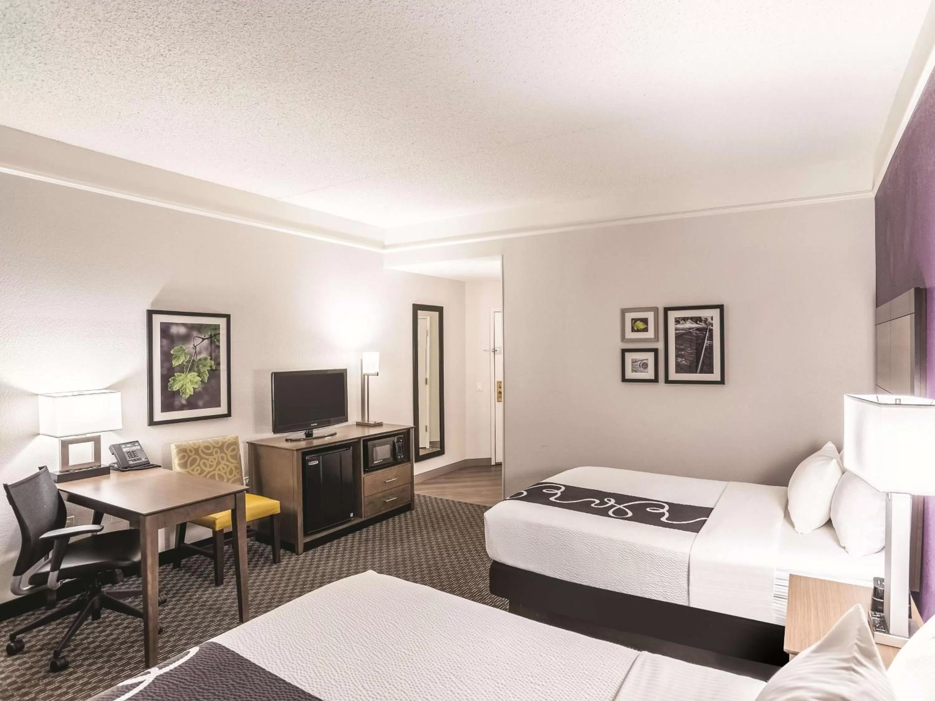 Photo of the whole room, Bed in La Quinta by Wyndham Flagstaff