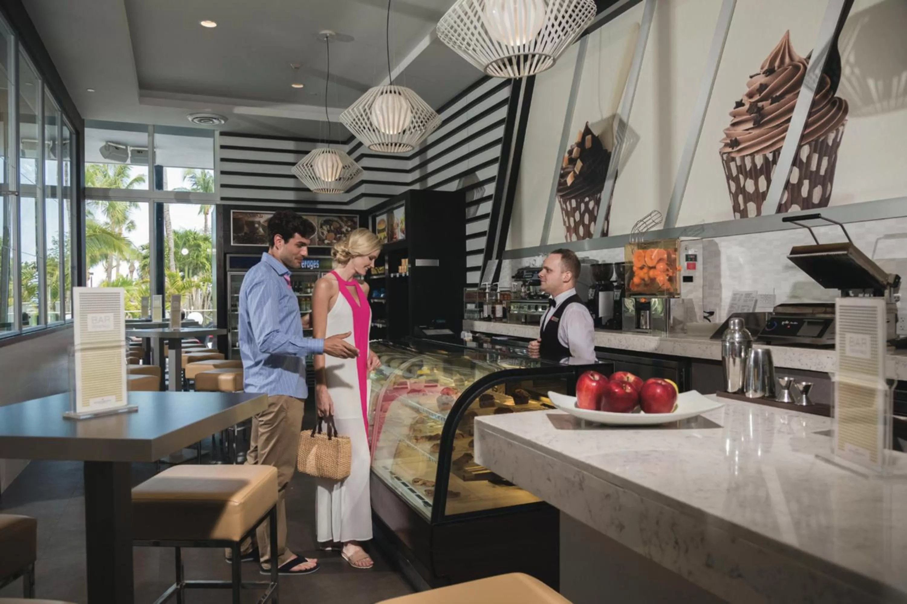 Restaurant/places to eat in Riu Plaza Miami Beach