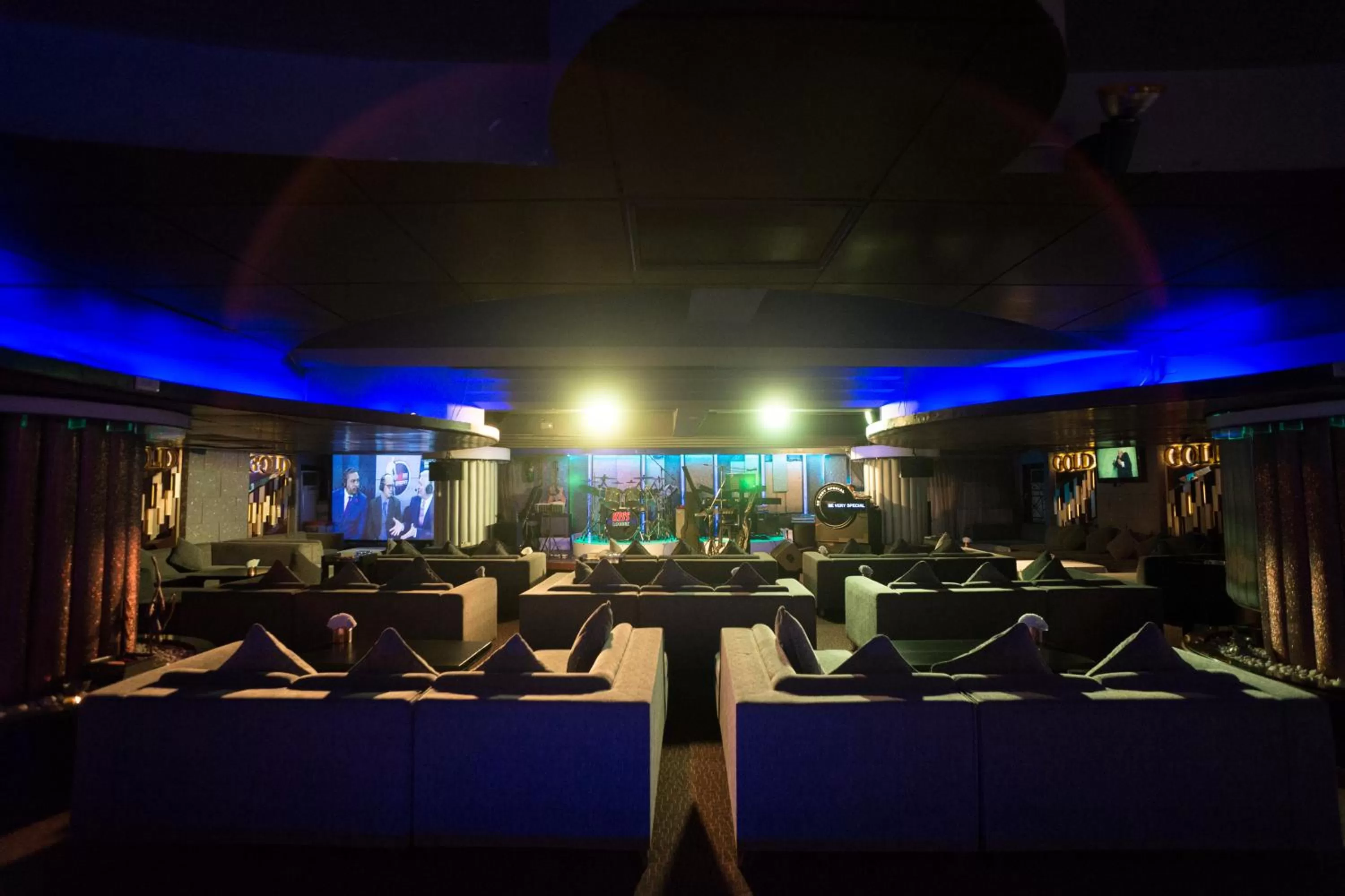 Kiss Gardenhome Chic Hotel