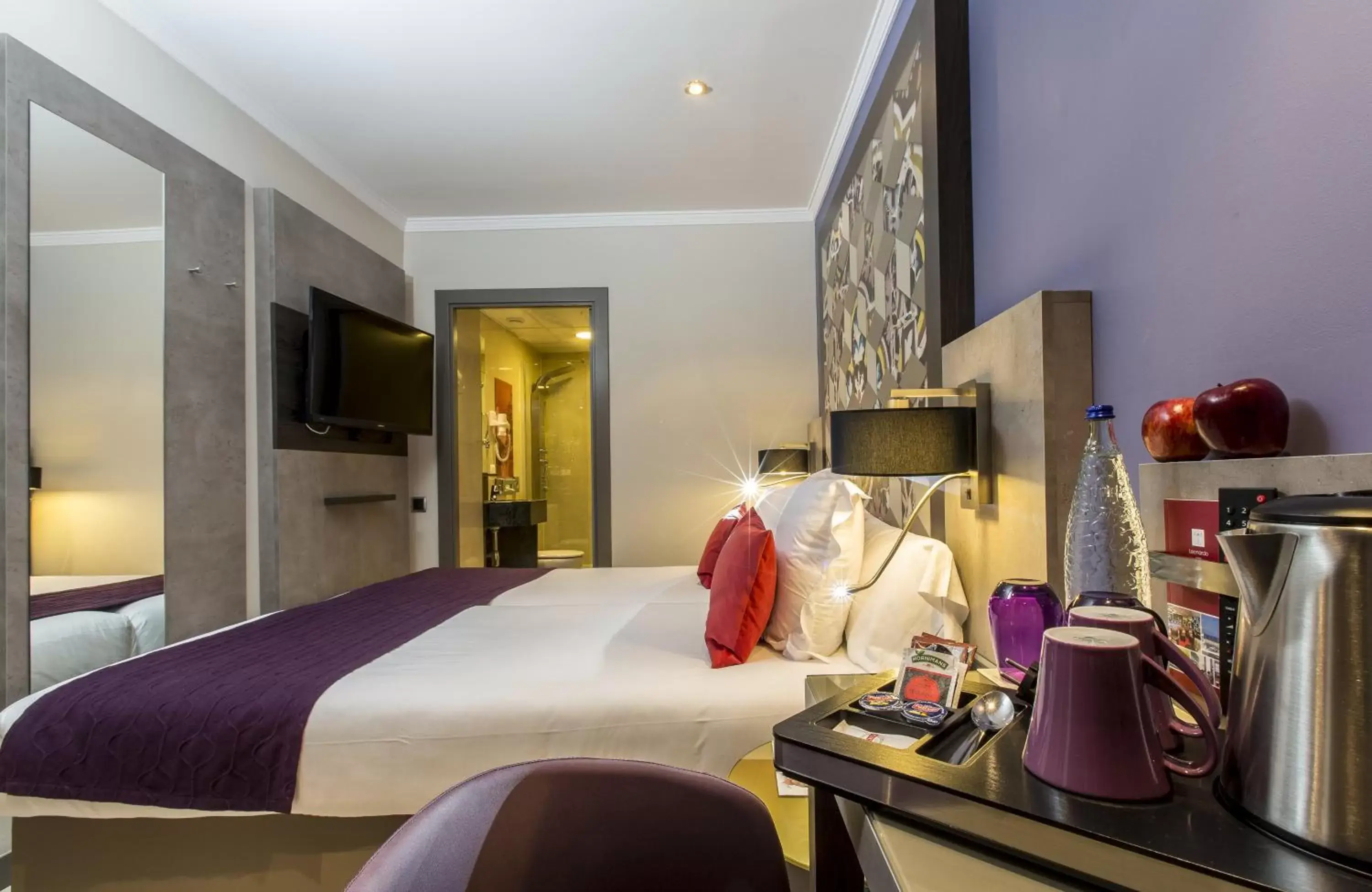 Photo of the whole room, Bed in Leonardo Hotel Barcelona Las Ramblas Photo of the whole room, Bed in Leonardo Hotel Barcelona Las Ramblas