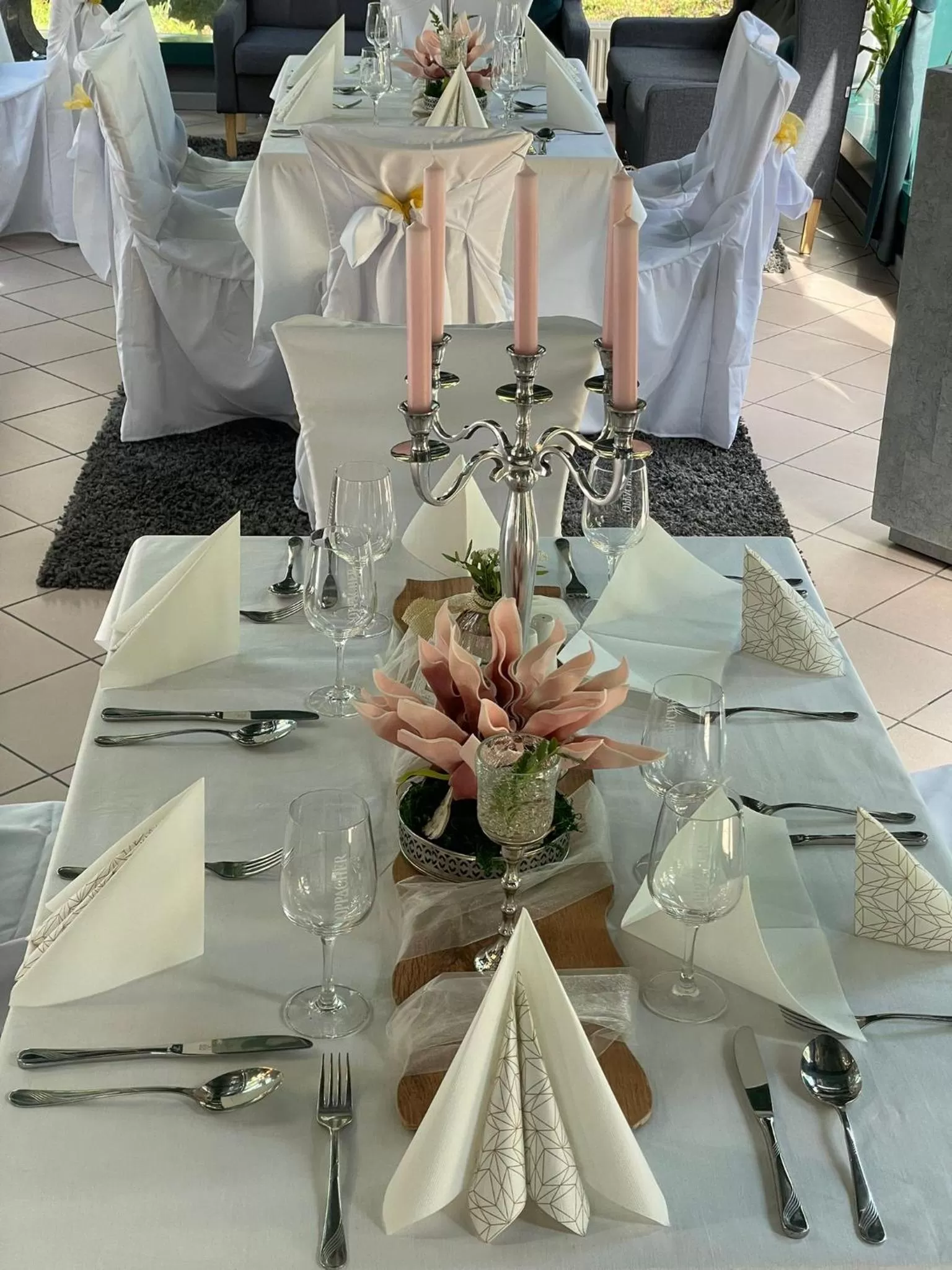 Restaurant/places to eat in Parkhotel Waldschlösschen