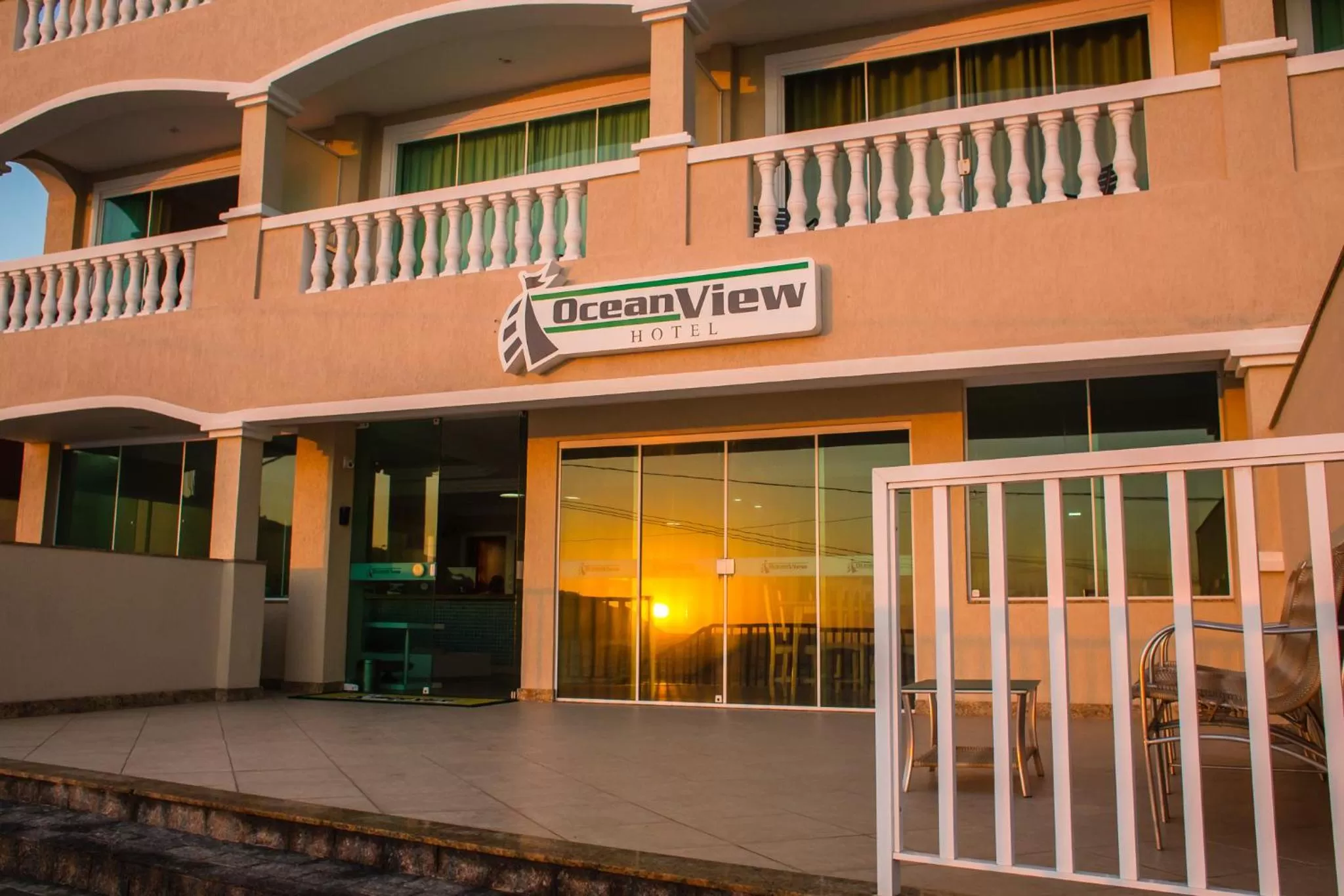 Facade/entrance in Ocean View Hotel