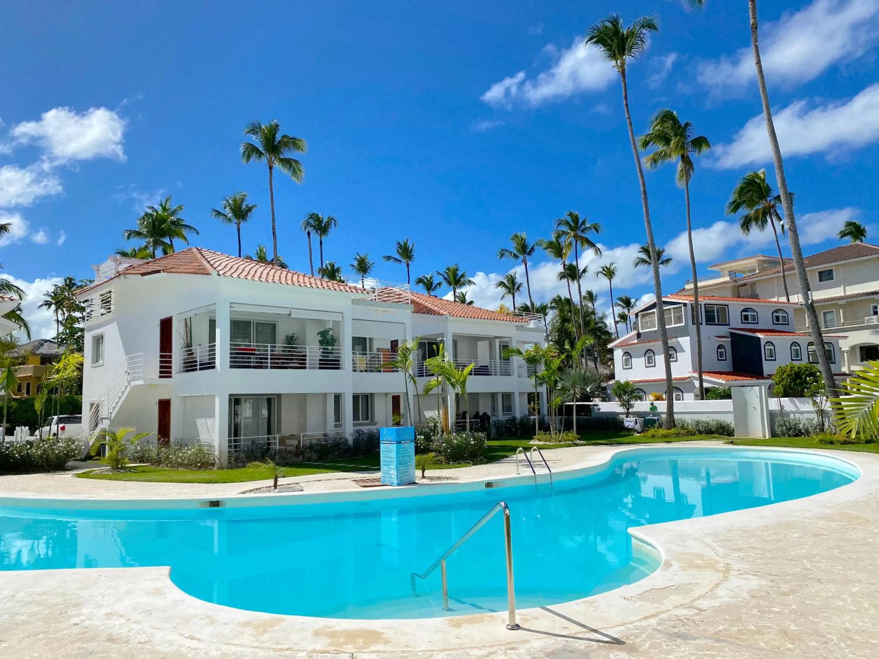 Swimming Pool in TROPICAL VILLAGE playa LOS CORALES