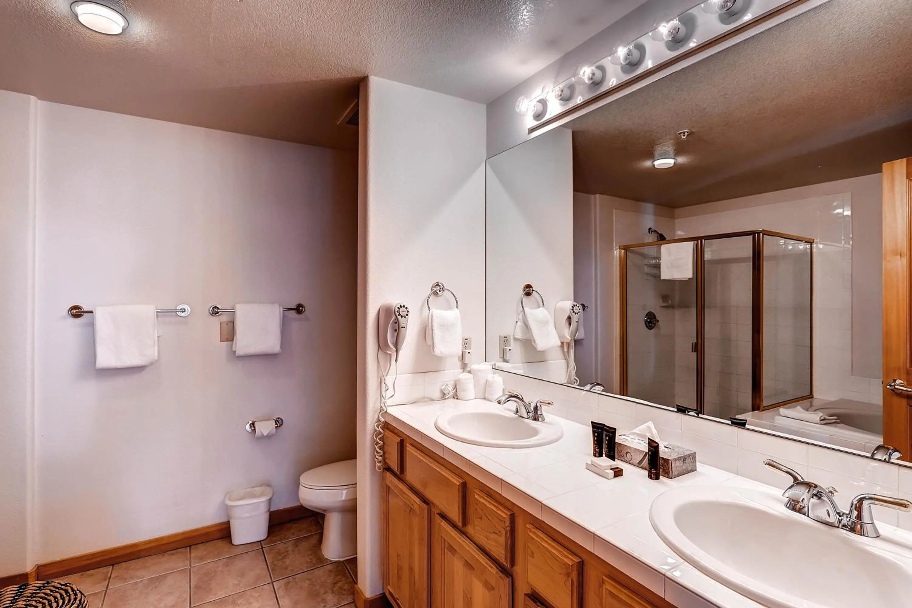 Bathroom in Gateway Mountain Lodge, A Vail Resorts Property