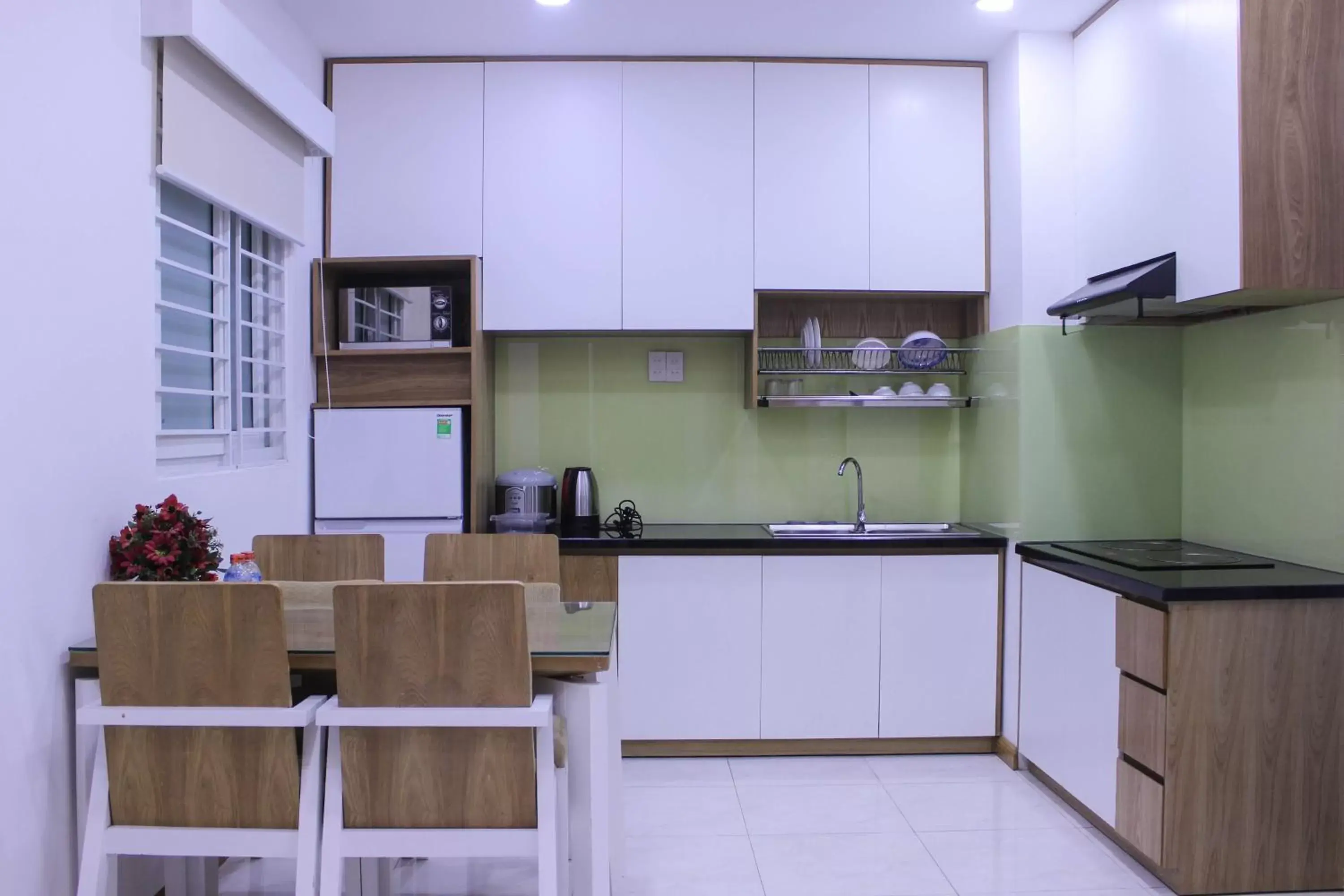 Kitchen or kitchenette, Kitchen/Kitchenette in Gold Ocean Apartment