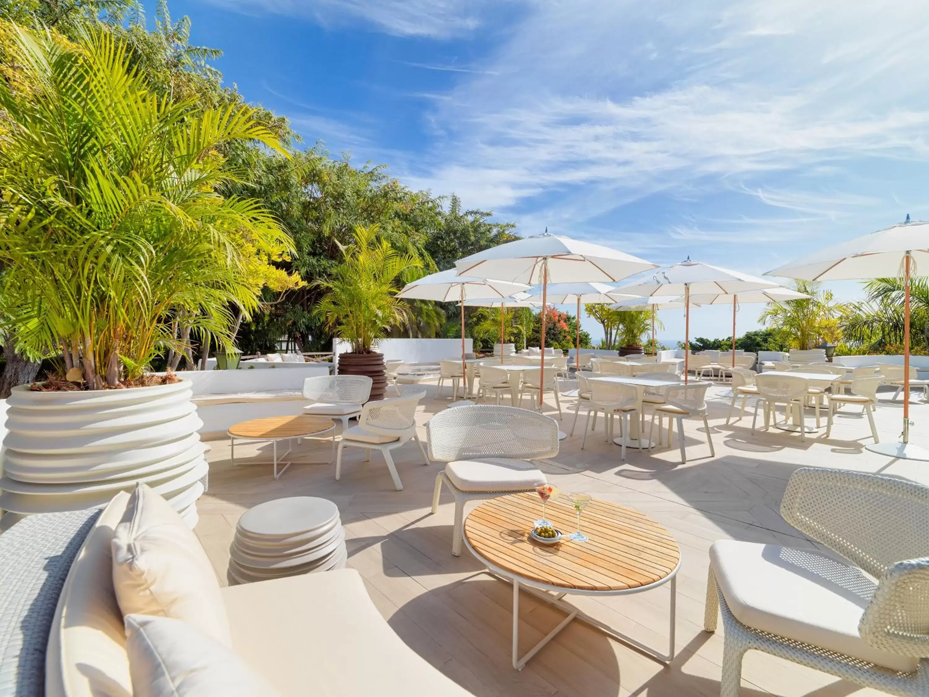 Balcony/Terrace, Restaurant/Places to Eat in Hotel Jardín Tecina