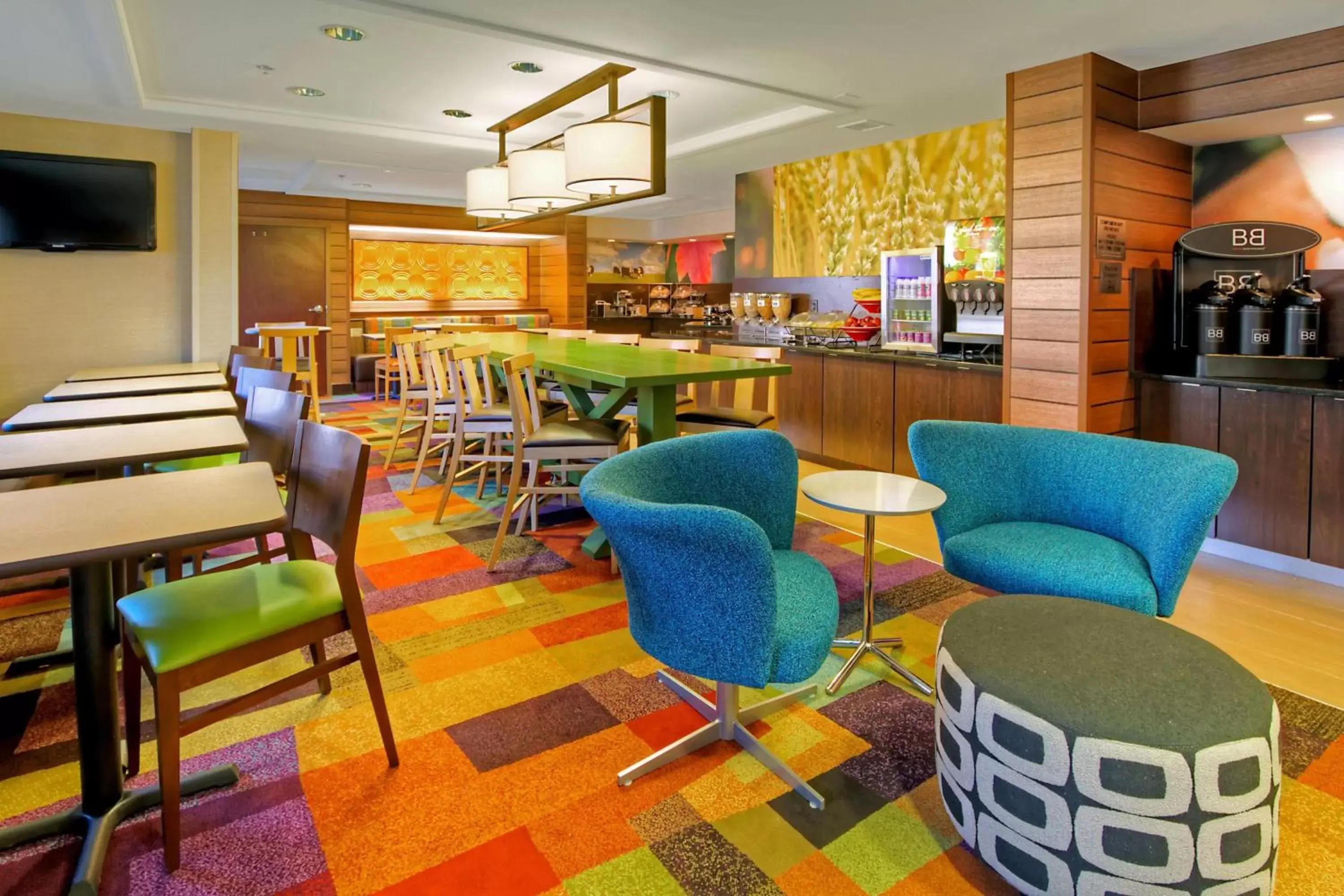 Lobby or reception, Lounge/Bar in Fairfield Inn and Suites Memphis Germantown