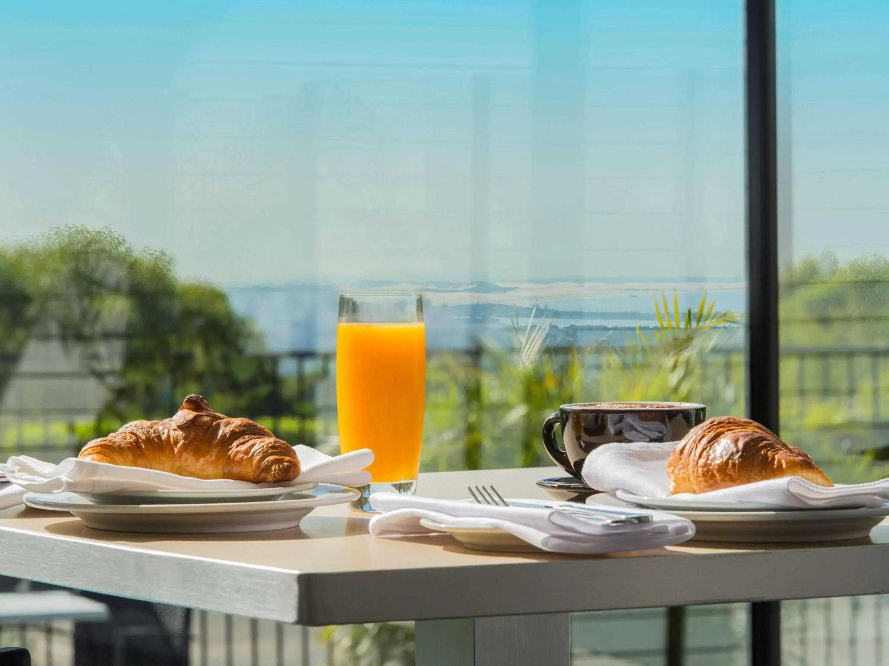 Property building in Mercure Charlestown Property building in Mercure Charlestown