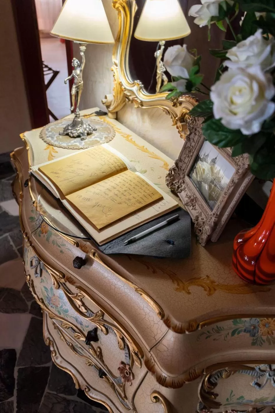 Property building in La Bauta