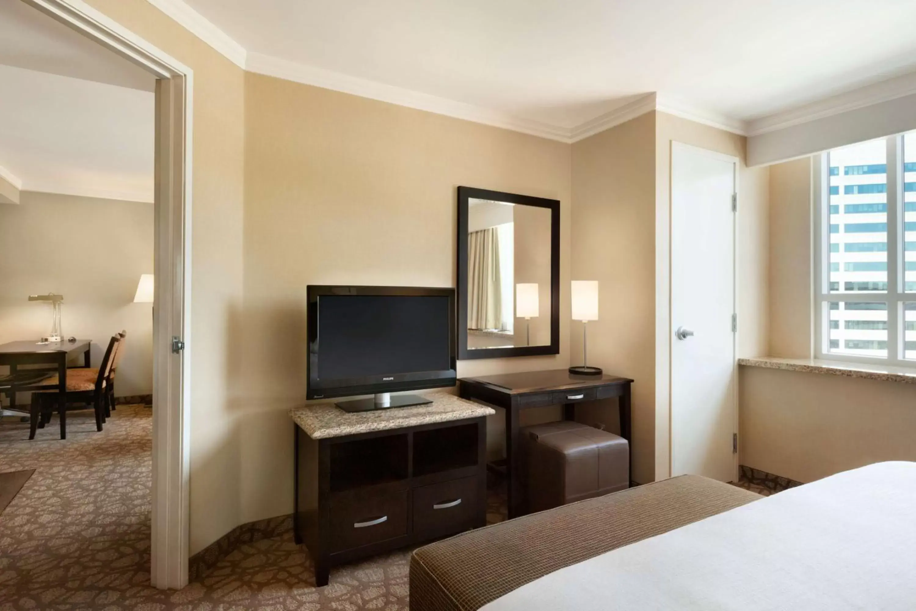 Bed, TV/Entertainment Center in Embassy Suites Los Angeles Glendale
