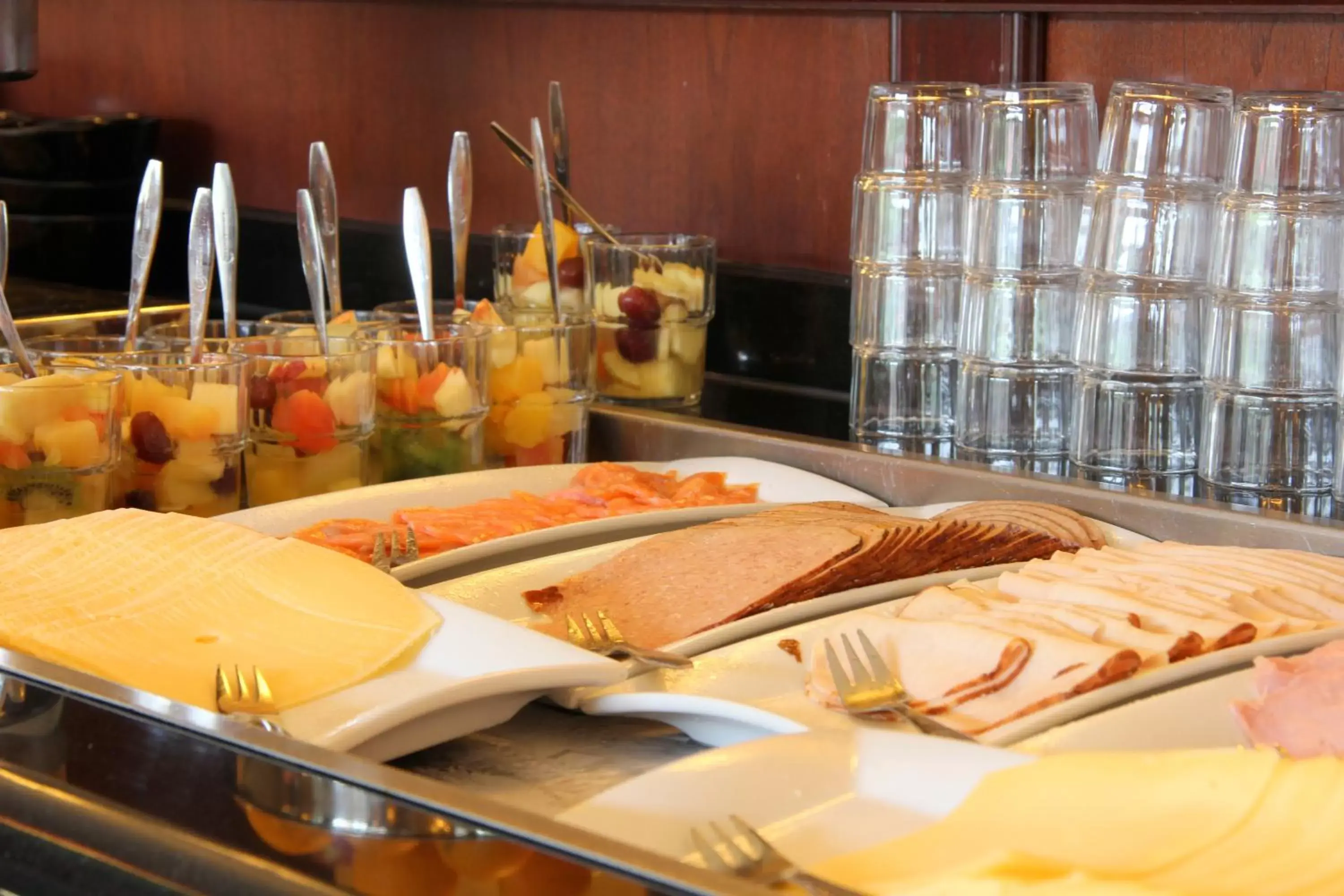 Buffet breakfast, Food in Bastion Hotel Breda