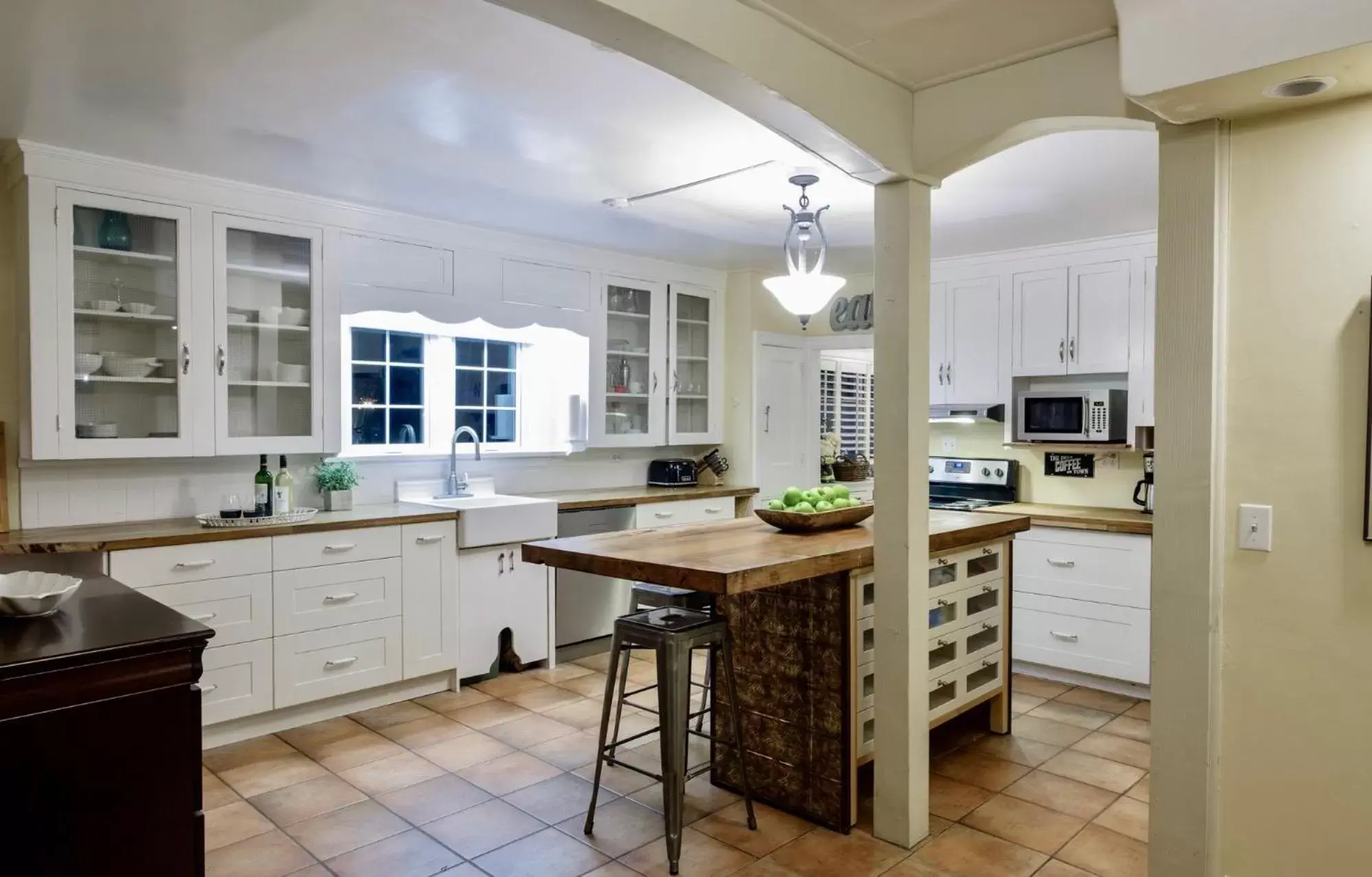 Kitchen or kitchenette, Kitchen/Kitchenette in Bramblebank Cottages