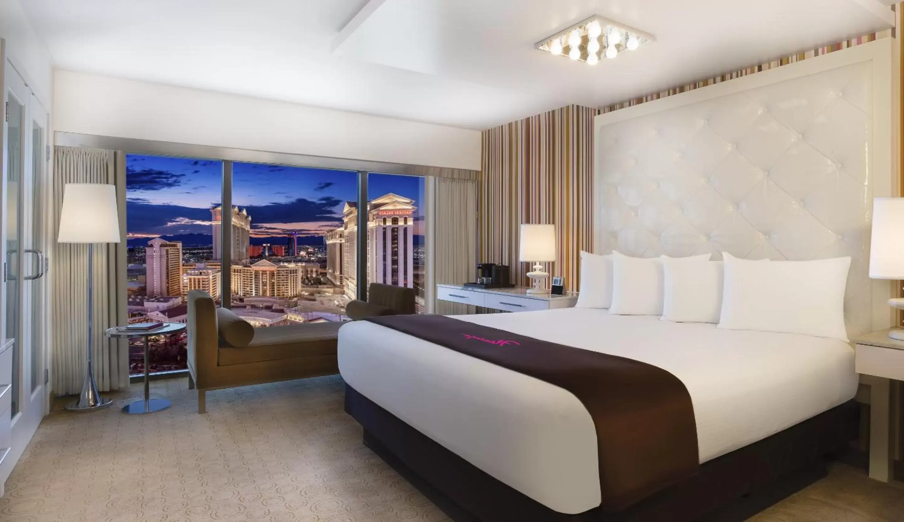 Go Room, 1 King, Strip View, Non-Smoking  in Paris Las Vegas Hotel & Casino