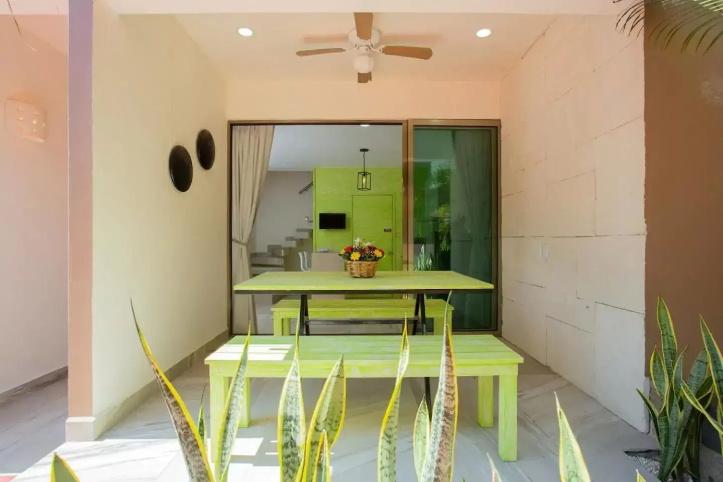 Patio, Dining Area in Casa Kaoba Hotel & Suites