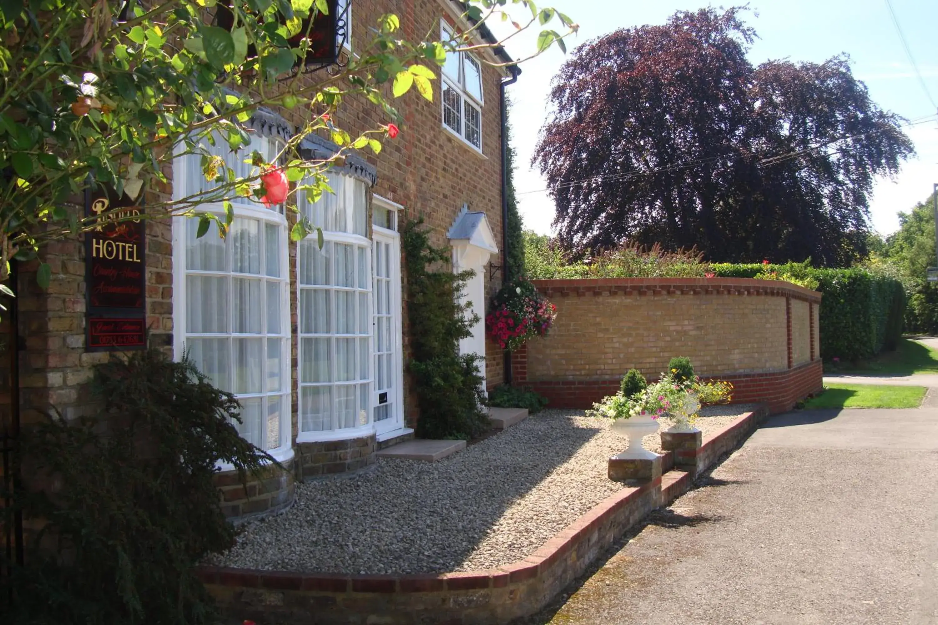 Facade/entrance in Pinfield Boutique Hotel