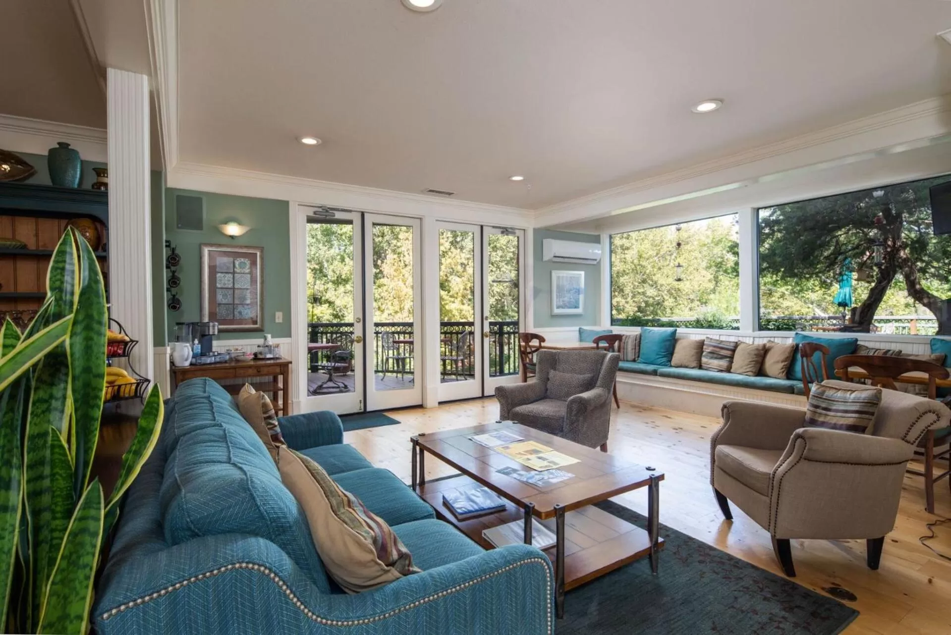 Lobby or reception in Inn Above Oak Creek Sedona