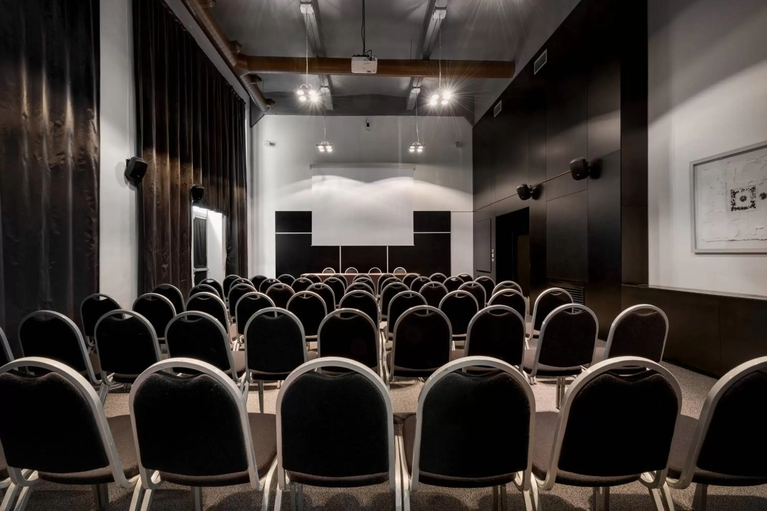 Meeting/conference room in AC Hotel Torino by Marriott