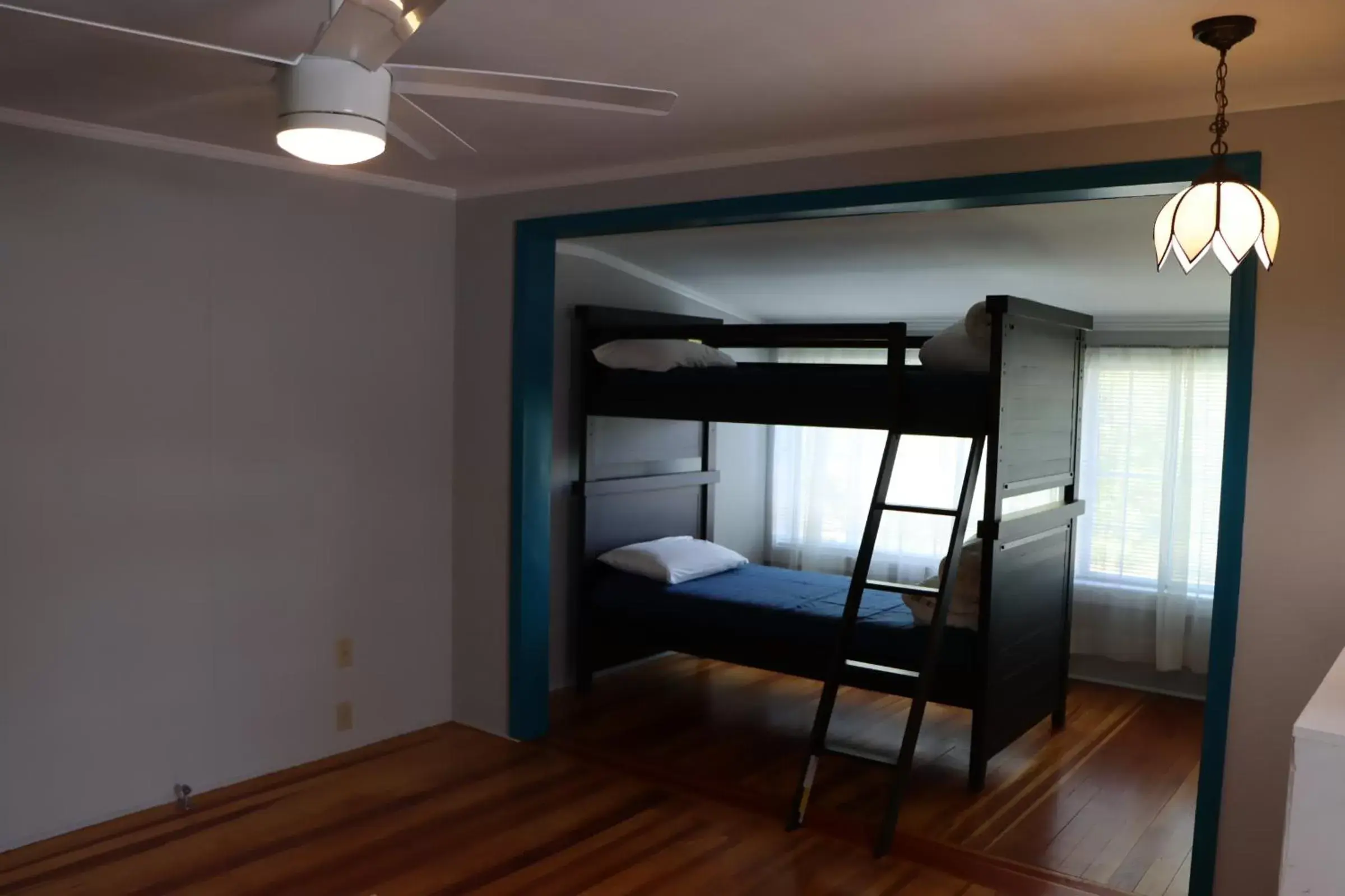 Bunk Bed in Sea View Motel