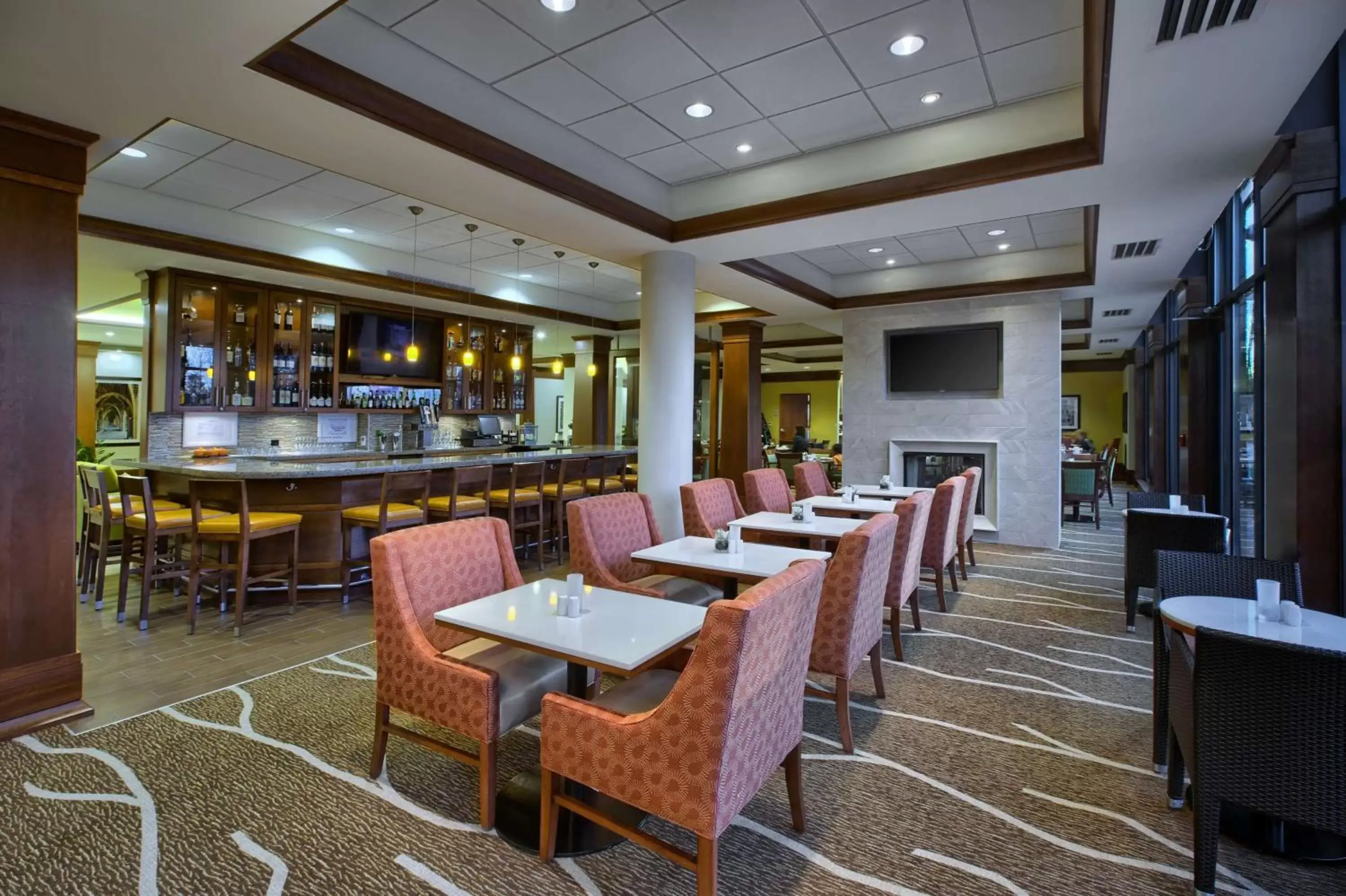 Restaurant/places to eat in Hilton Garden Inn Durham-University Medical Center