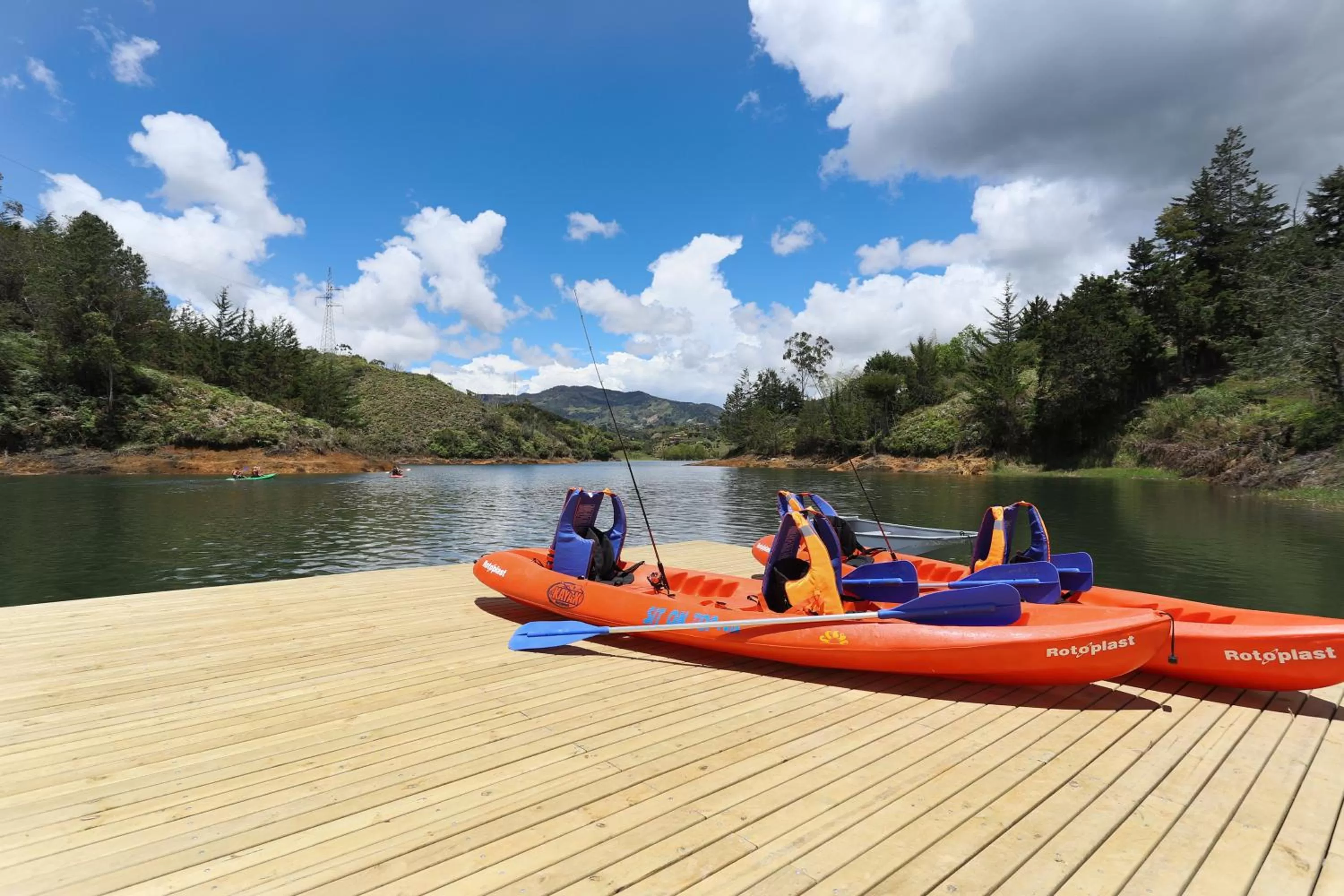 Canoeing in Soy Local Guatape Campestre