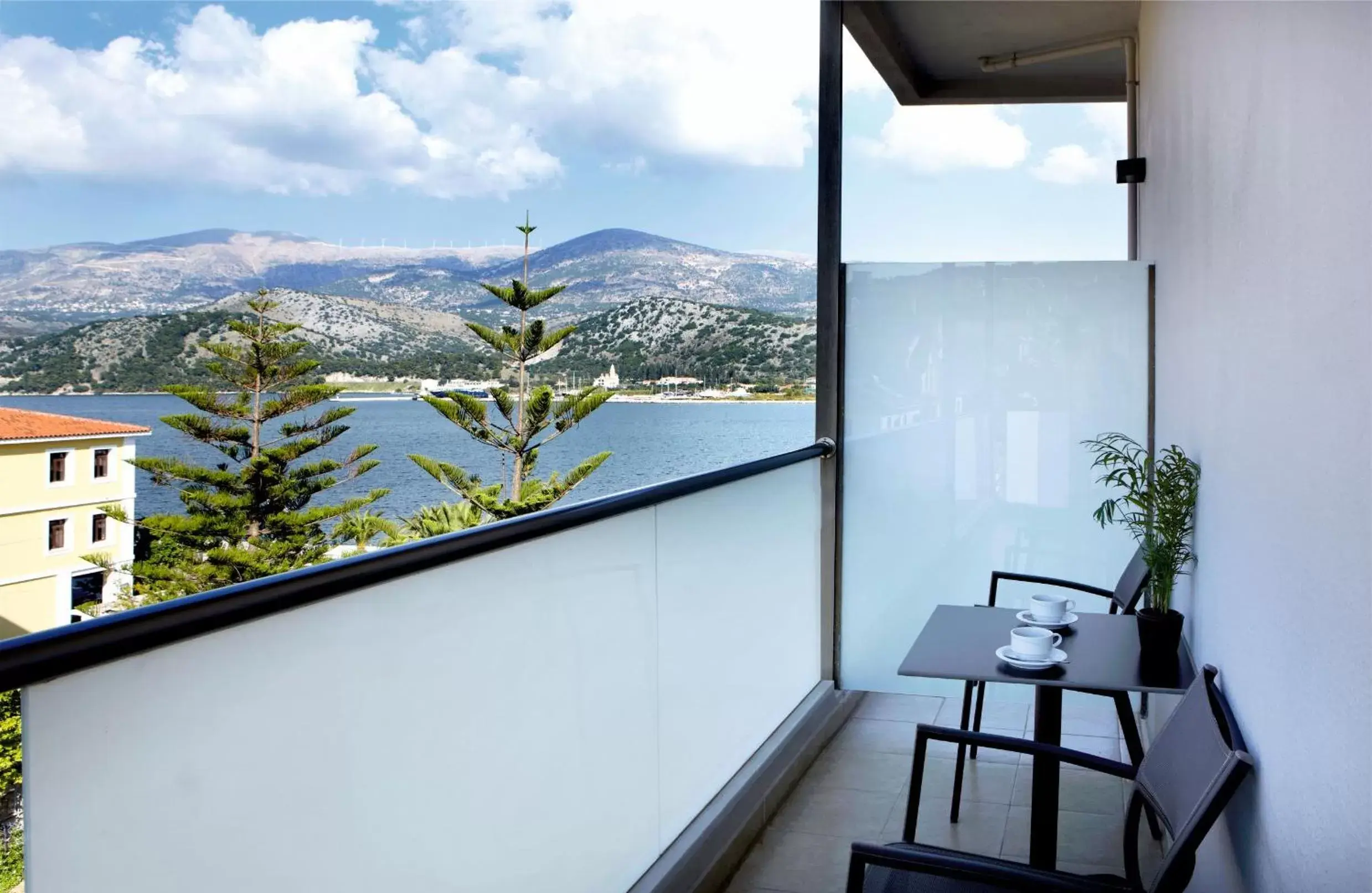 Balcony/Terrace in Mouikis Hotel Kefalonia