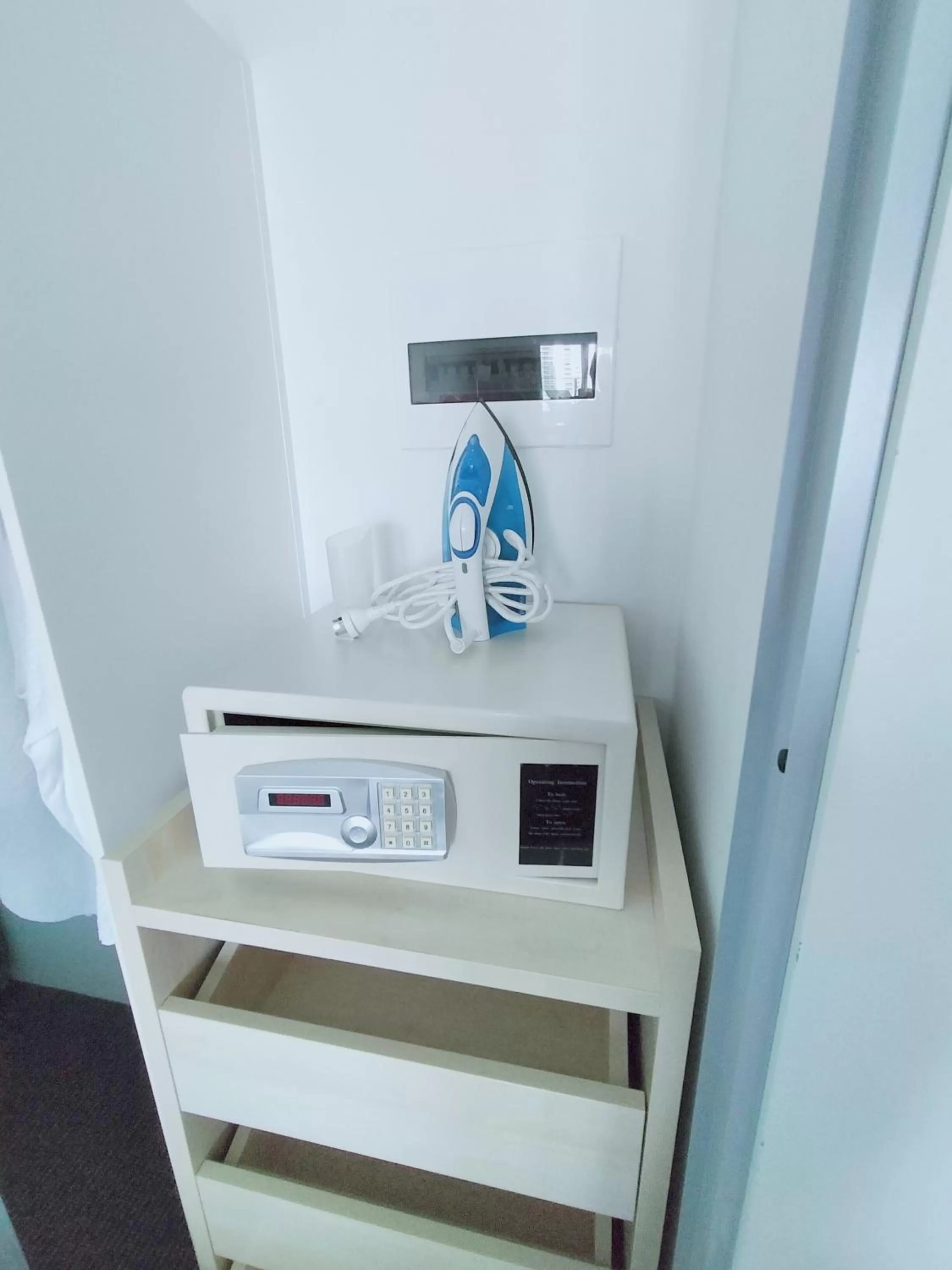 safe in Darwin Harbour Suites