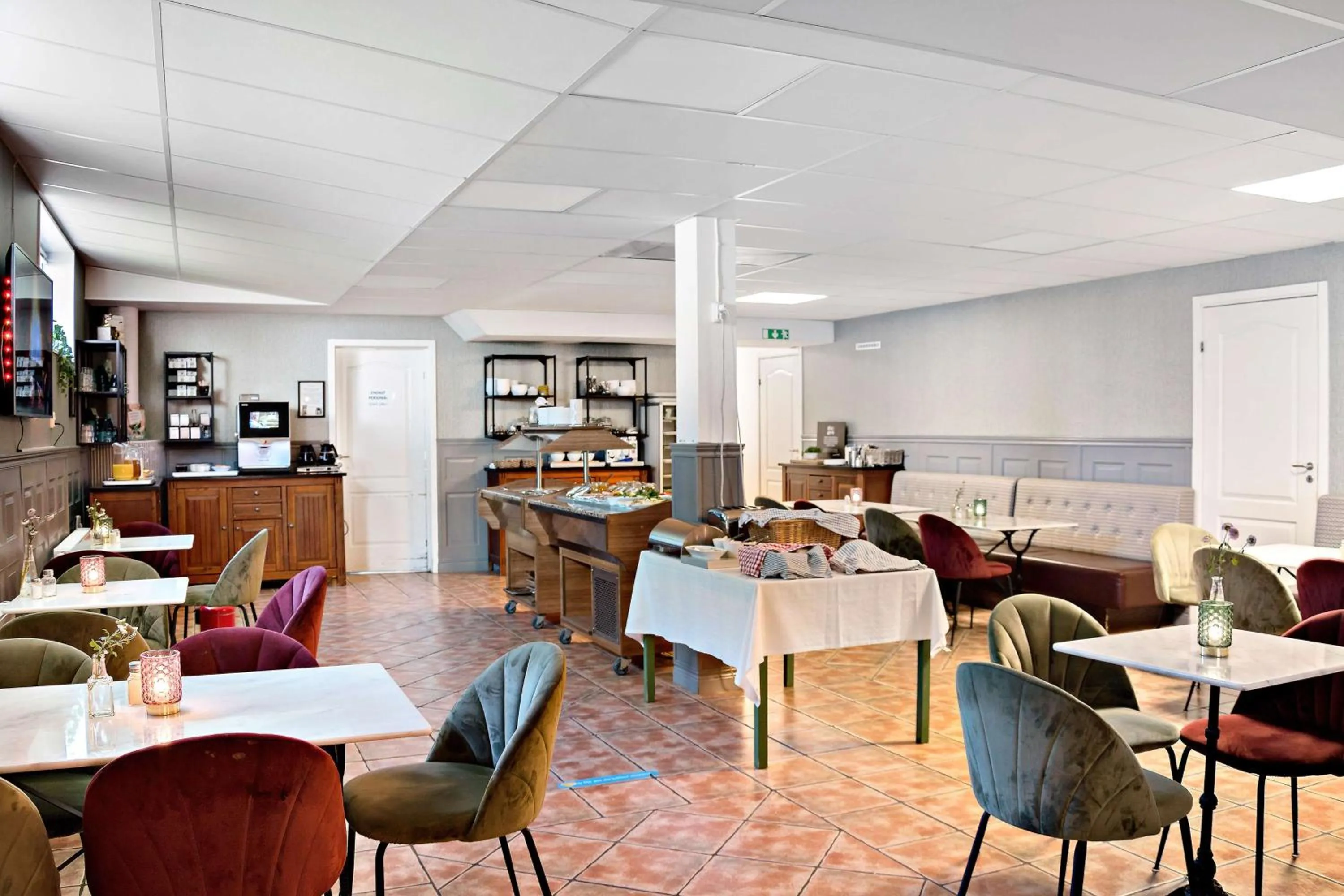 Restaurant/places to eat in Sure Hotel by Best Western Vilsta Sporthotell