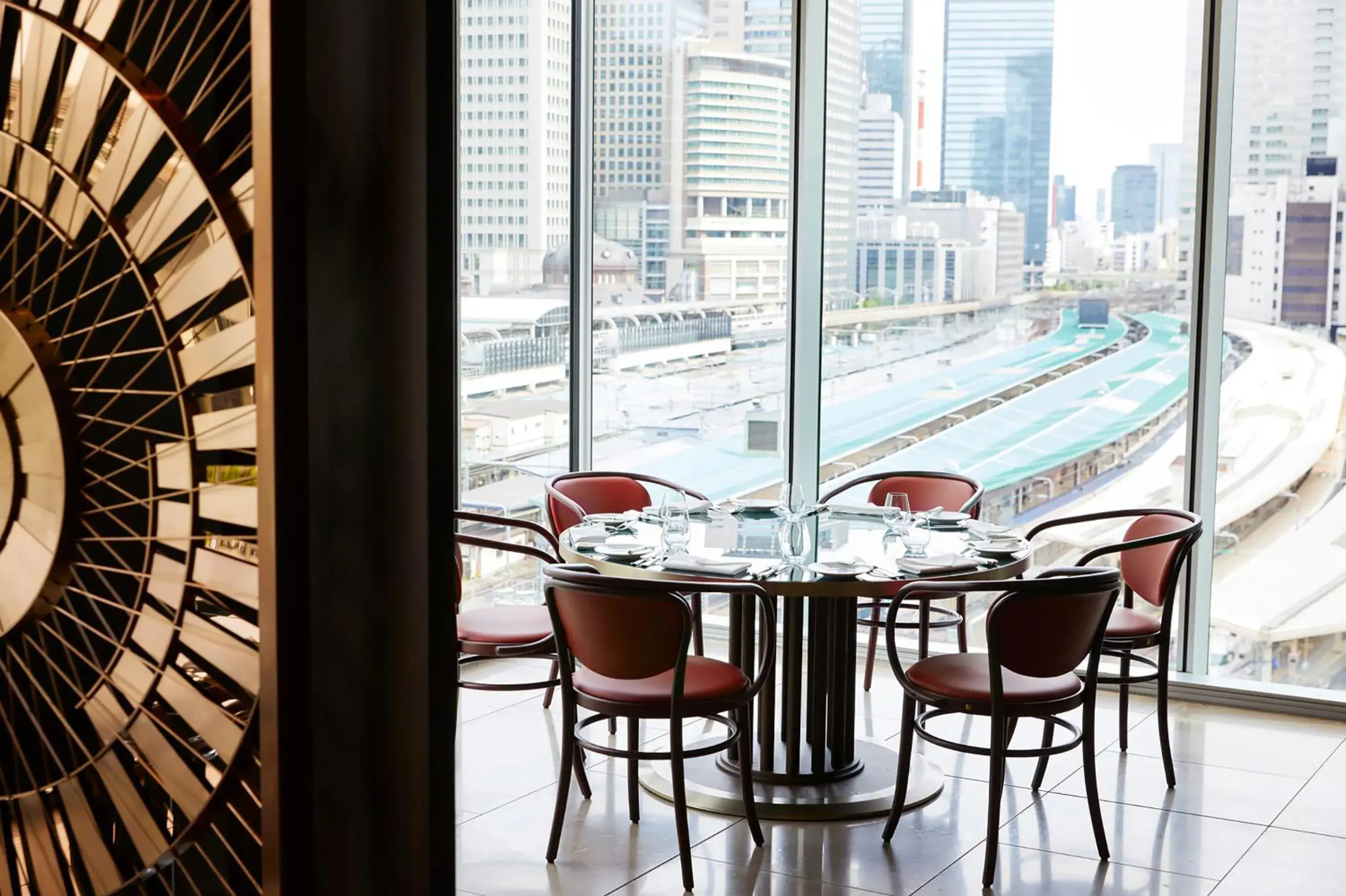 Restaurant/places to eat, Dining Area in Four Seasons Hotel Tokyo at Marunouchi