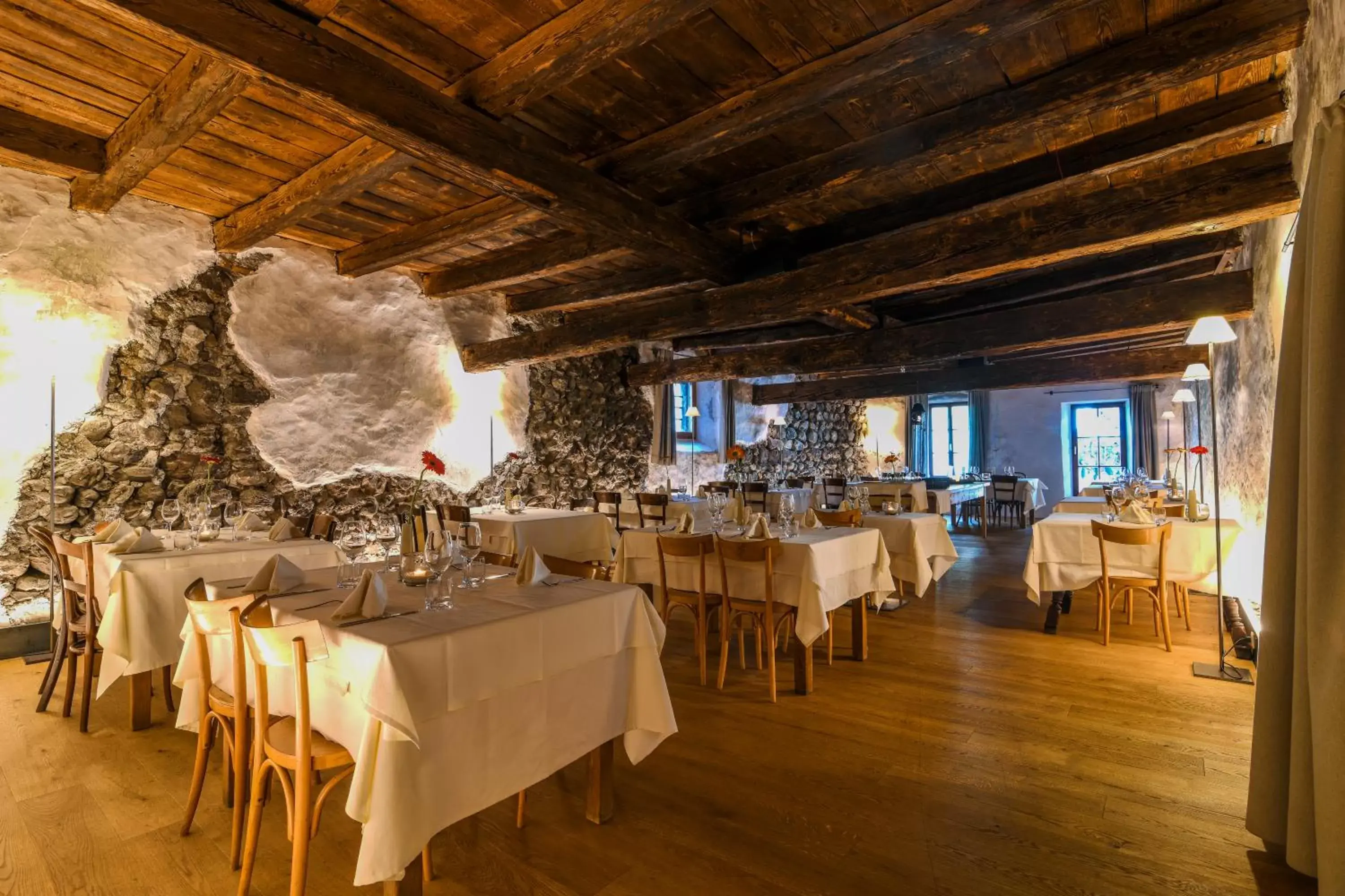 Restaurant/Places to Eat in rössl bianco b&b&b