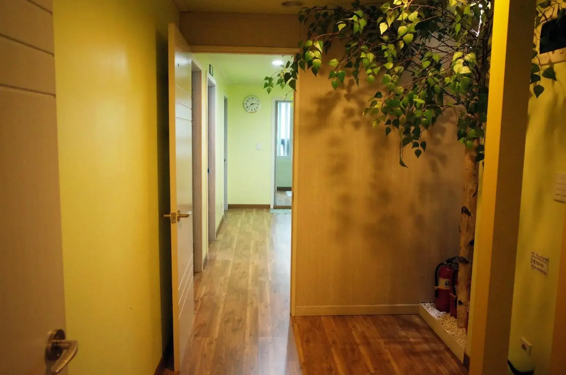 Property building in YaKorea Hostel Gangnam Property building in YaKorea Hostel Gangnam