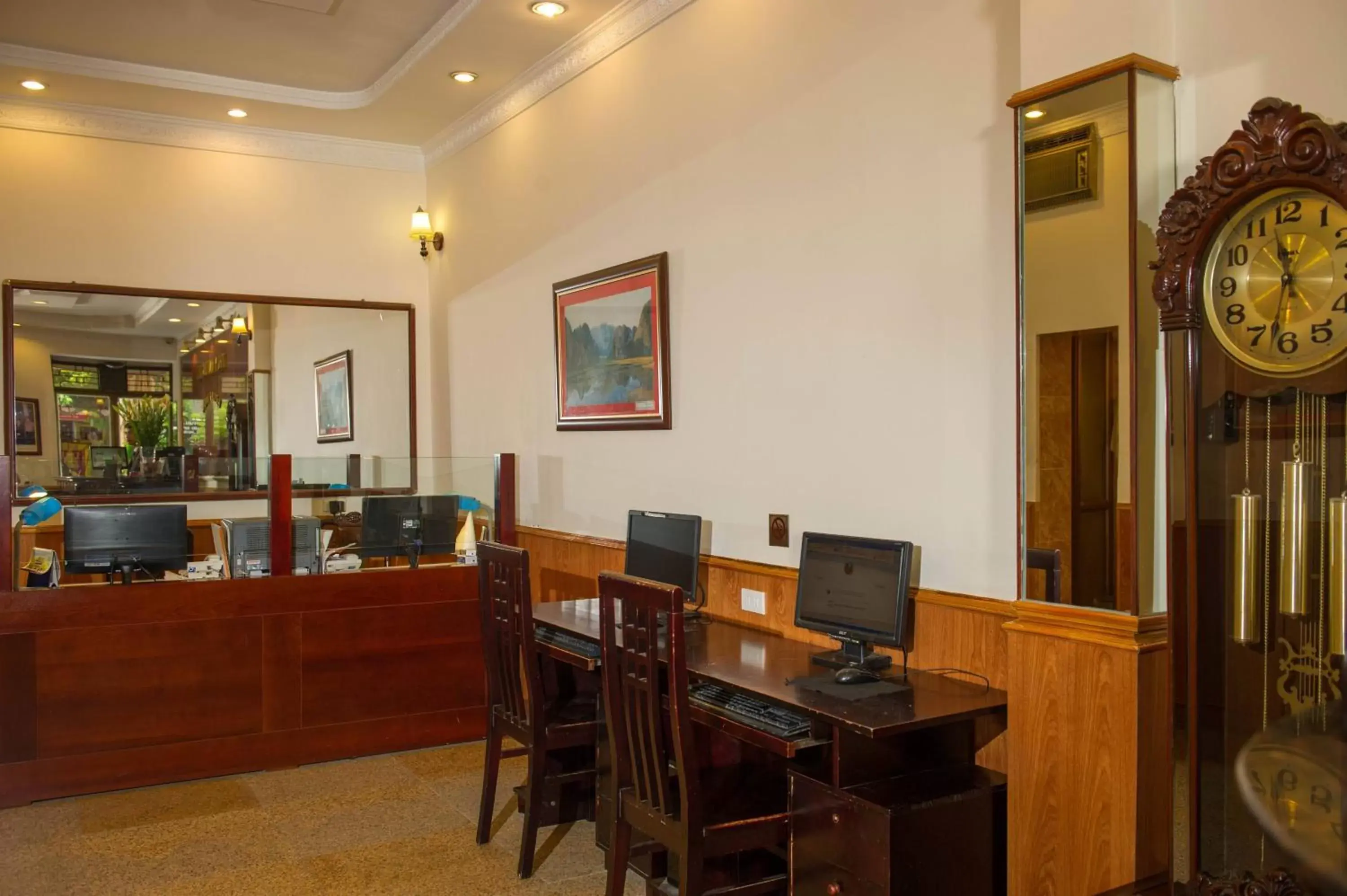 Lobby or reception in Thuy Anh Hotel Lobby or reception in Thuy Anh Hotel