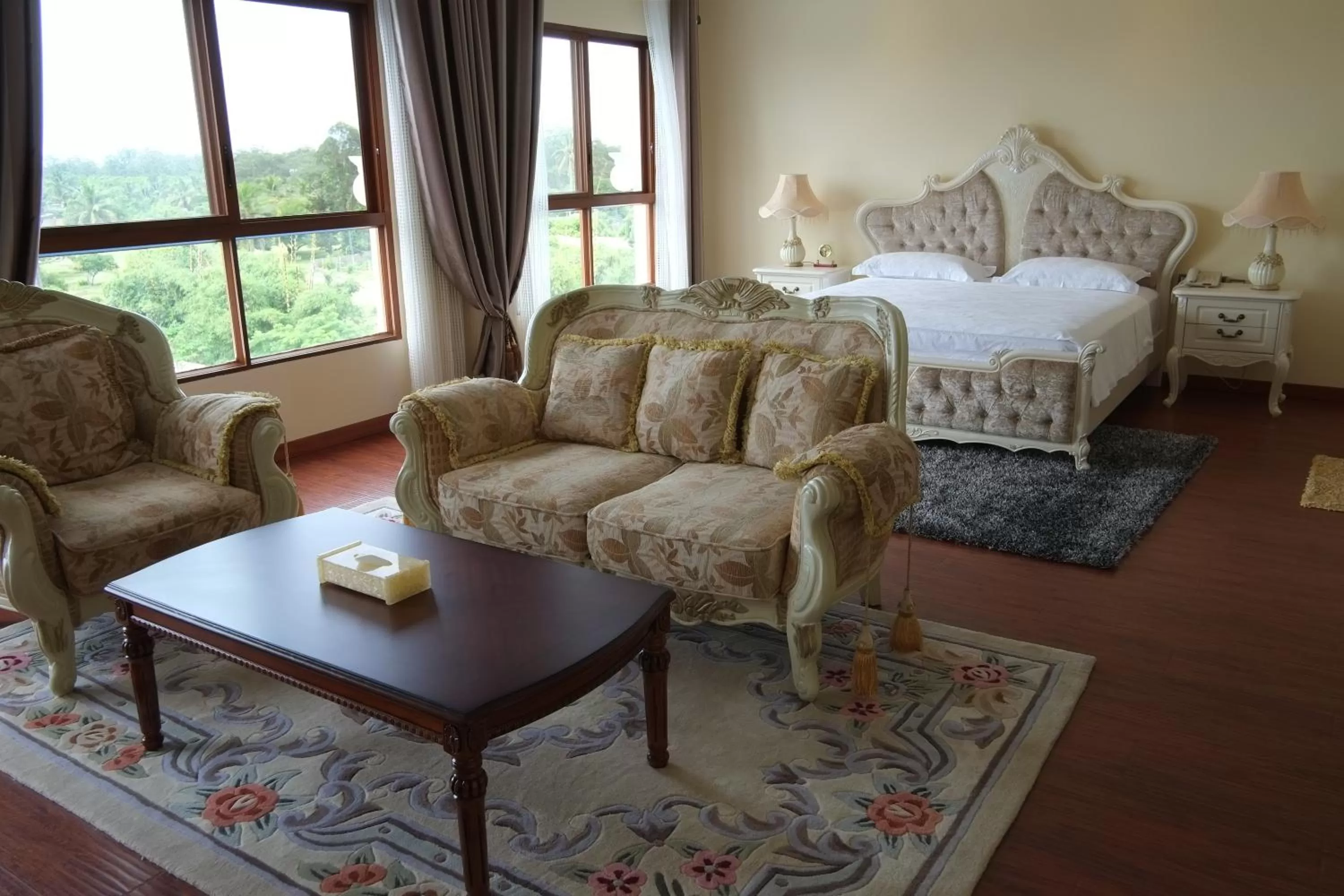 Day, Bed in Victoria Beach Hotel