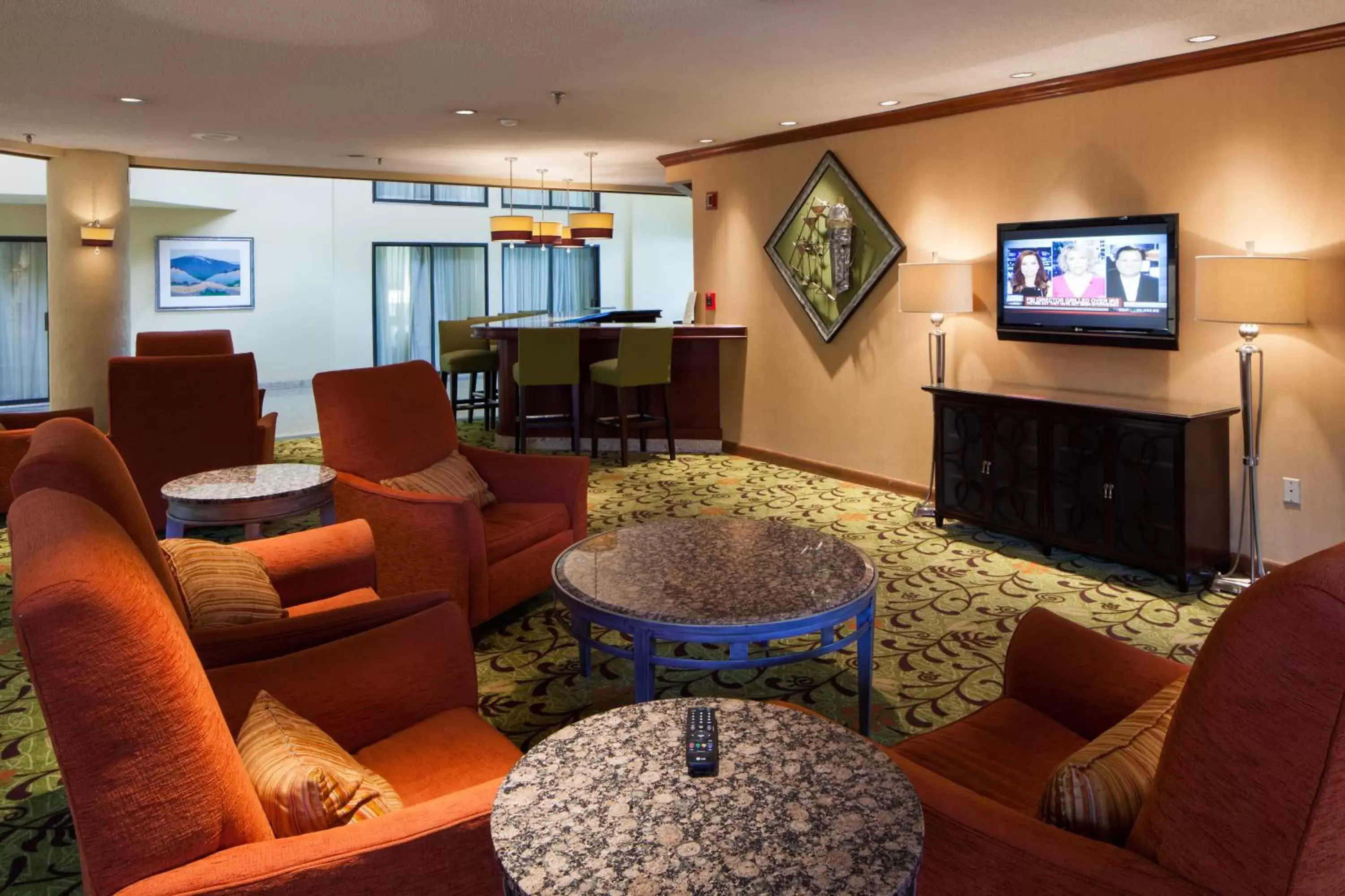 Lounge or bar in Crowne Plaza Hotel Hickory by IHG Lounge or bar in Crowne Plaza Hotel Hickory by IHG