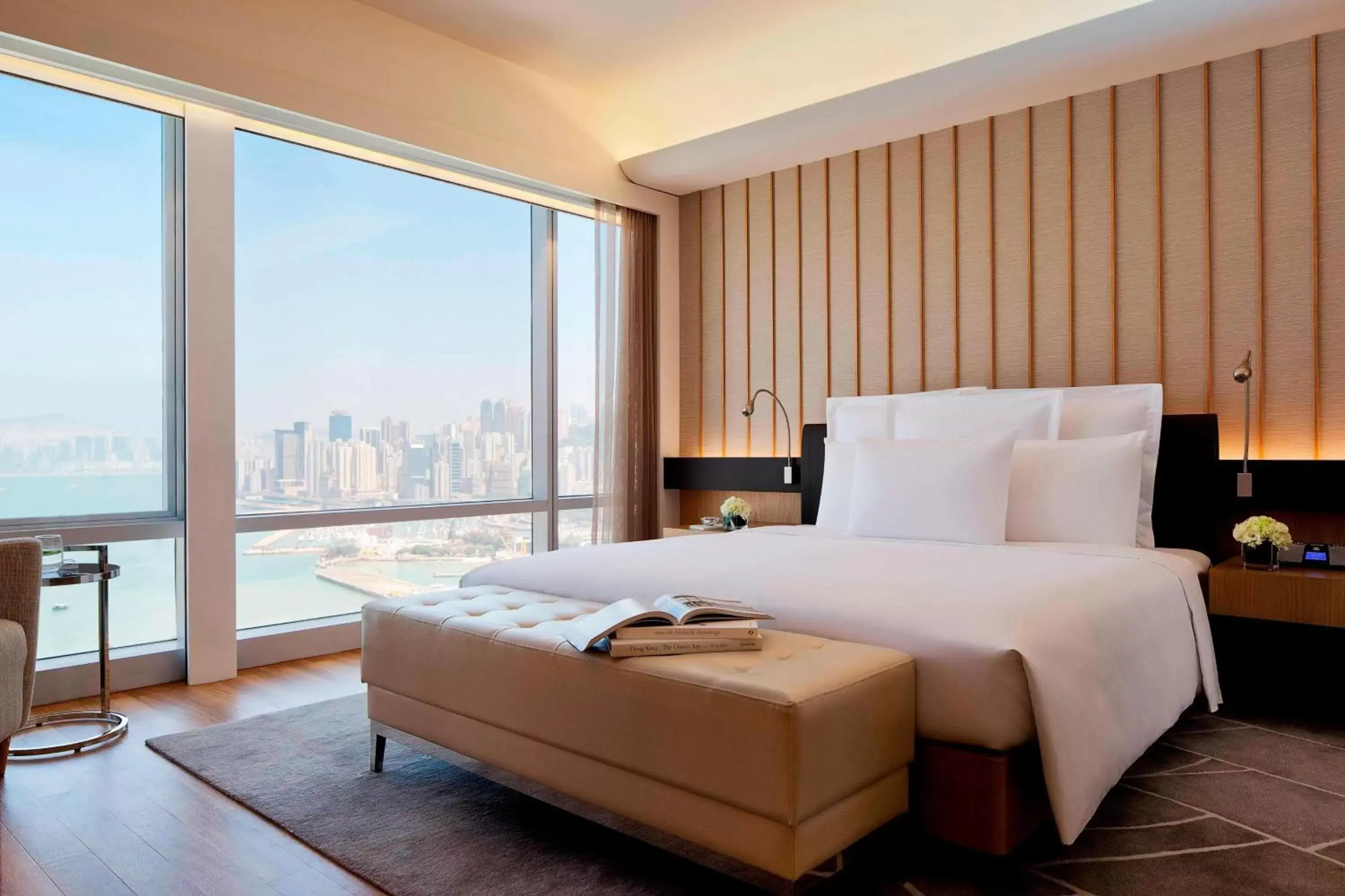 Bedroom, Bed in Renaissance Hong Kong Harbour View Hotel