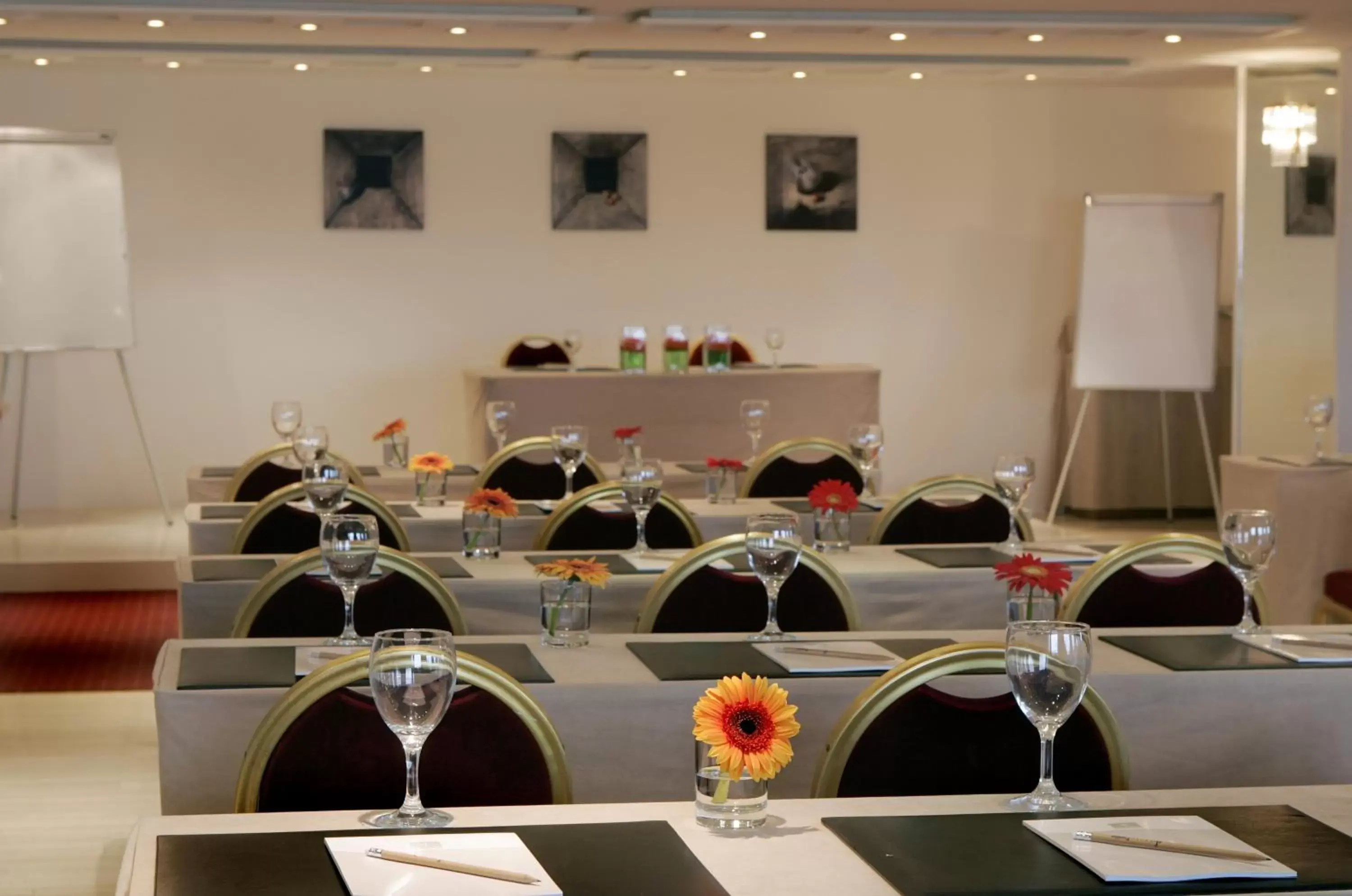 Business facilities, Restaurant/Places to Eat in Poseidon Athens Hotel